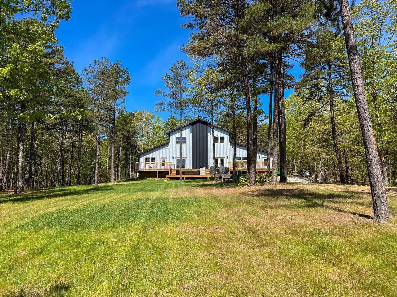 16444 Freedom RD, Willow Springs, MO 65793