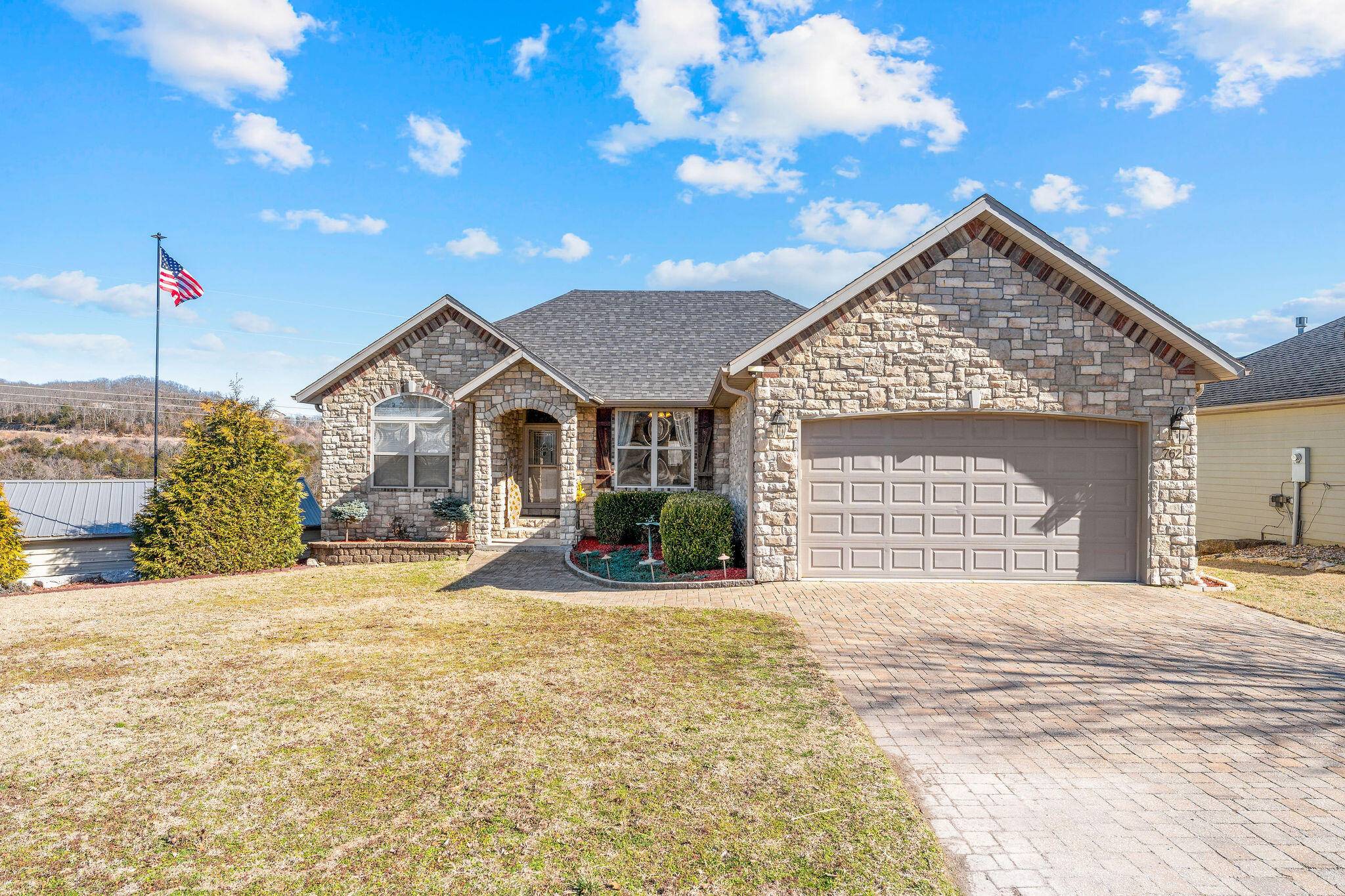 762 Showplace Gateway, Branson, MO 65616