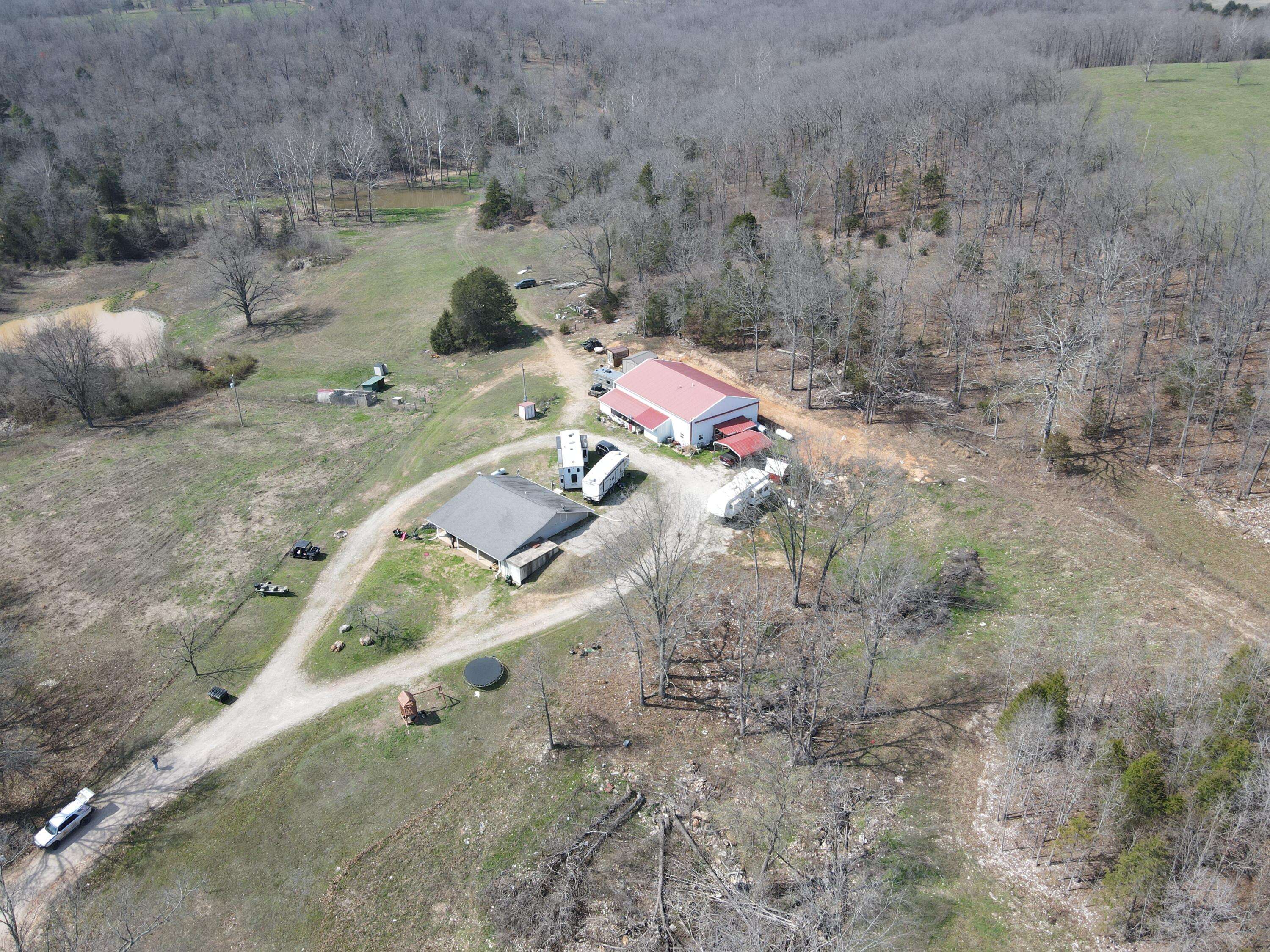 1452 County Road 542, Caulfield, MO 65626