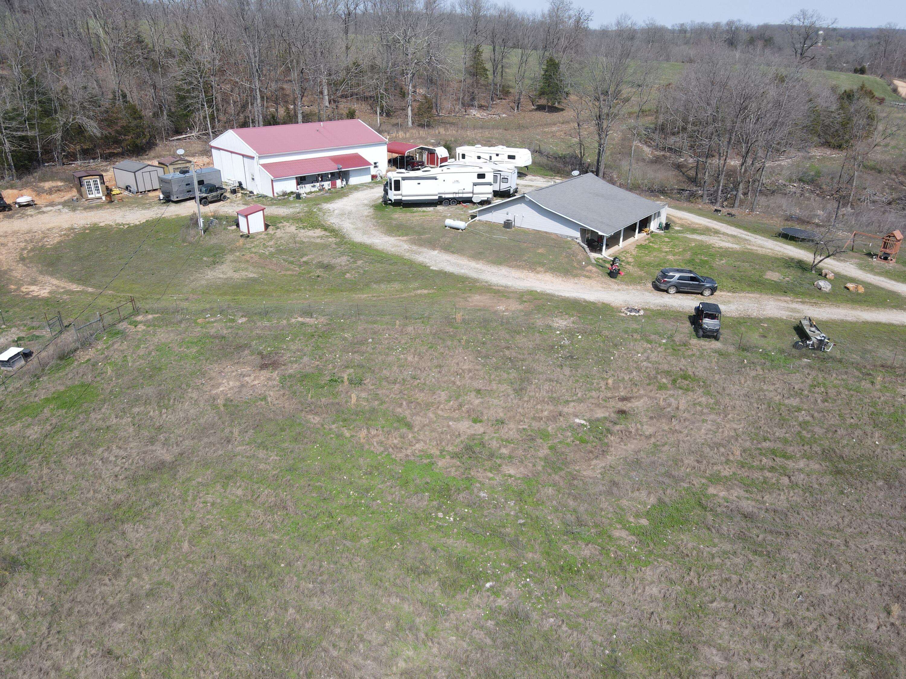 1452 County Road 542, Caulfield, MO 65626