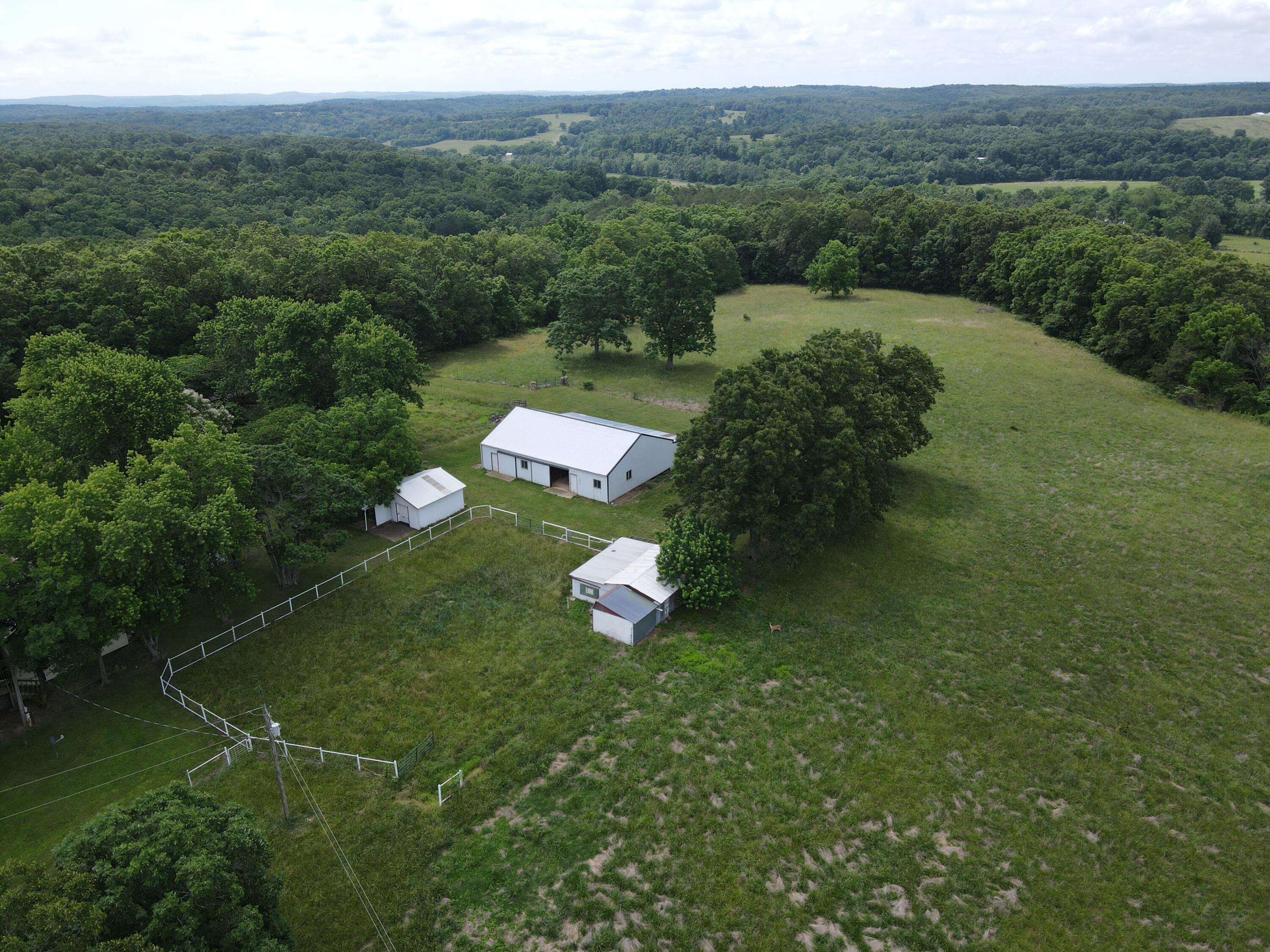 4531 Bado RD, Cabool, MO 65689
