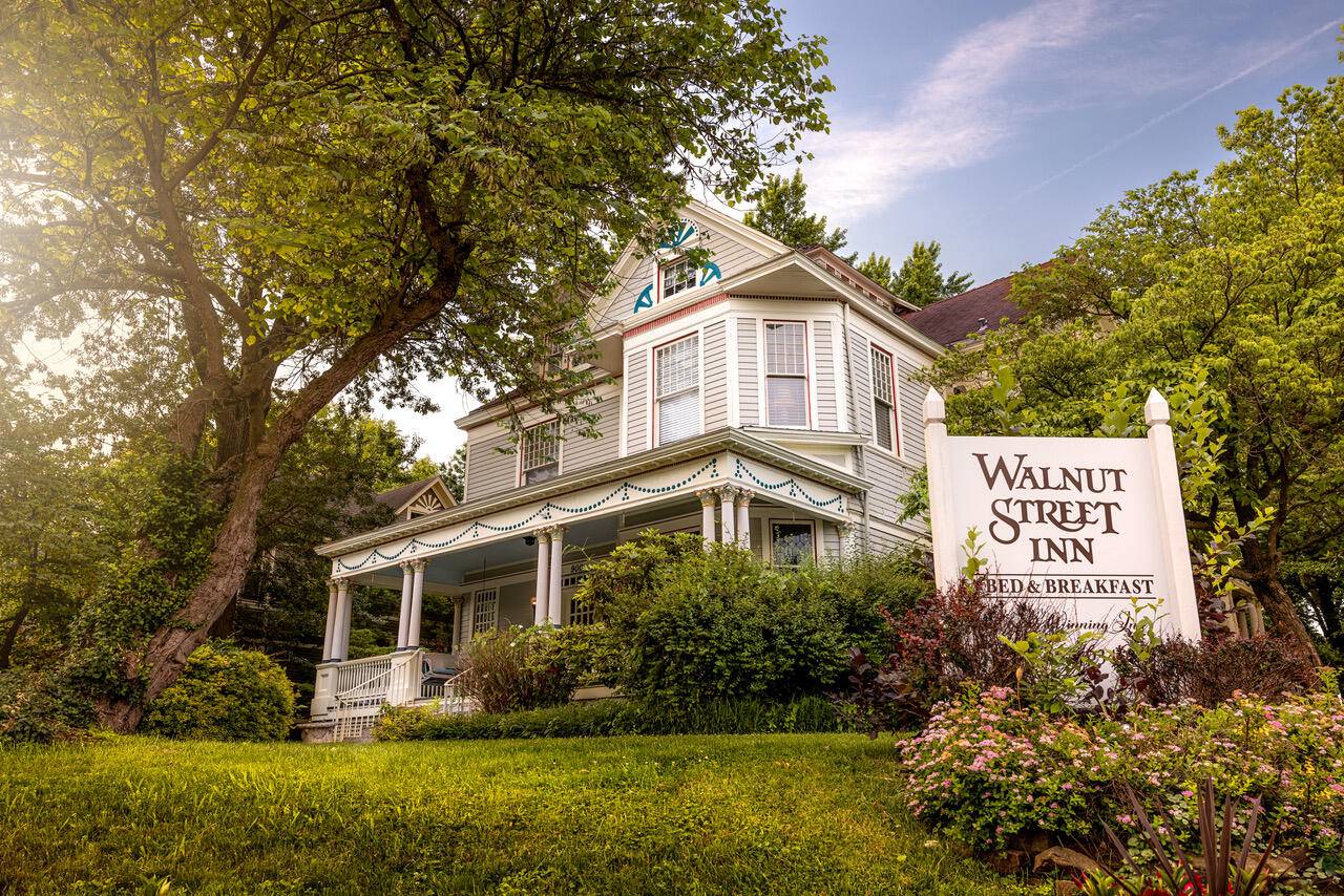 900 E Walnut ST, Springfield, MO 65806