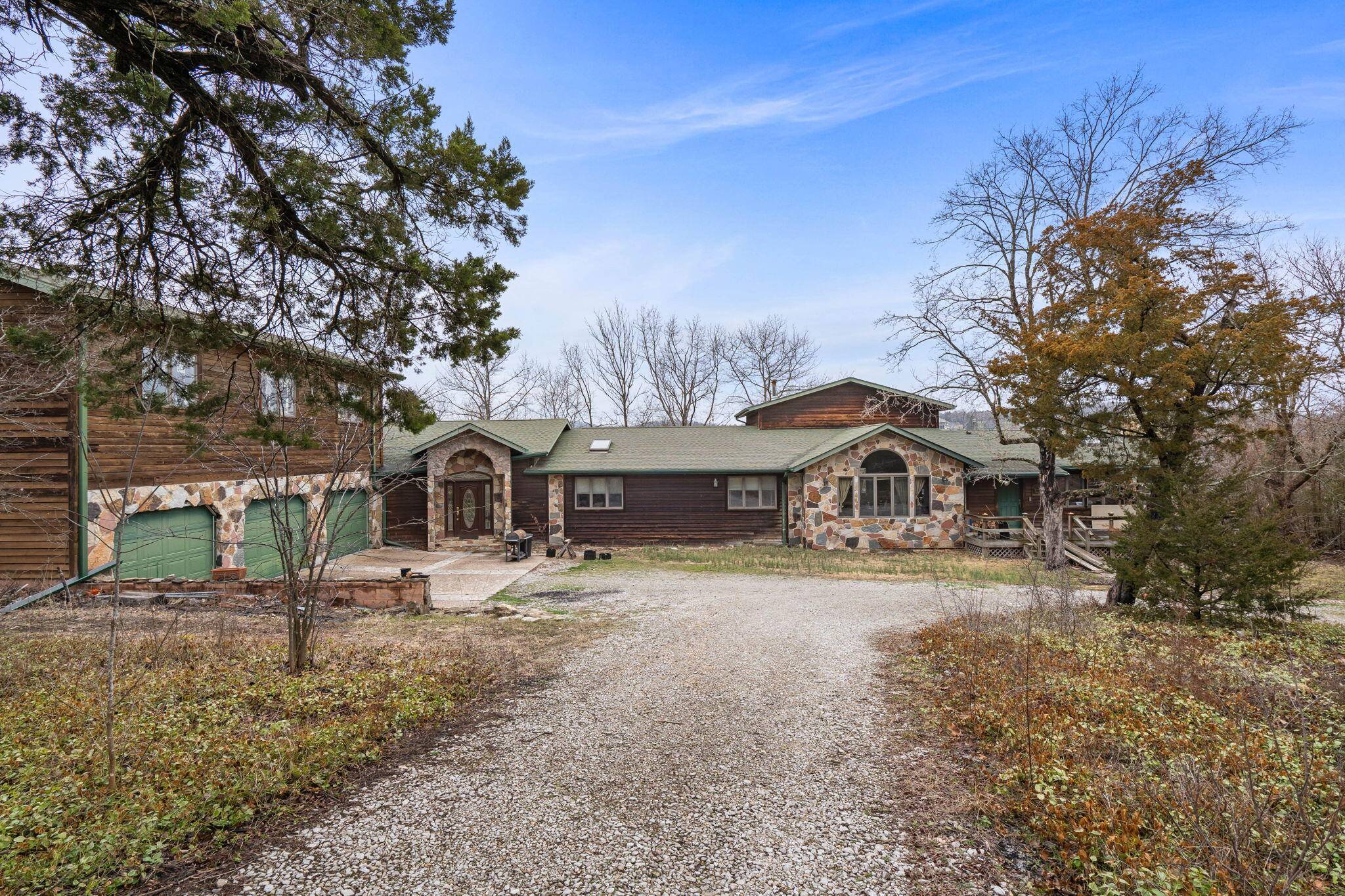 126 Rudette LN, Branson West, MO 65737