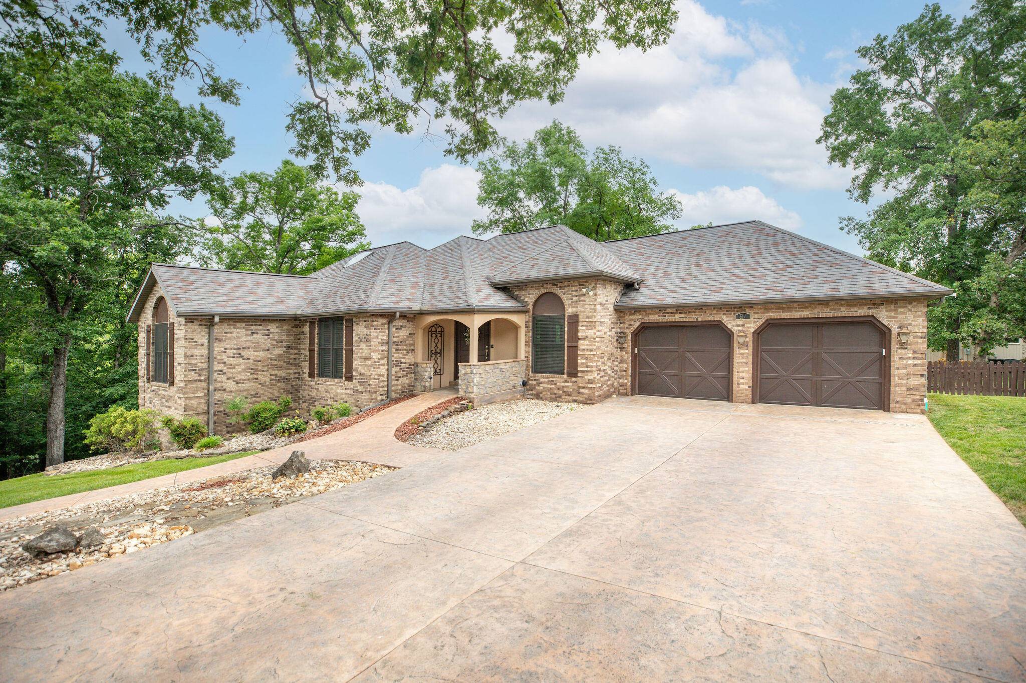 87 Westwood DR, Branson, MO 65616