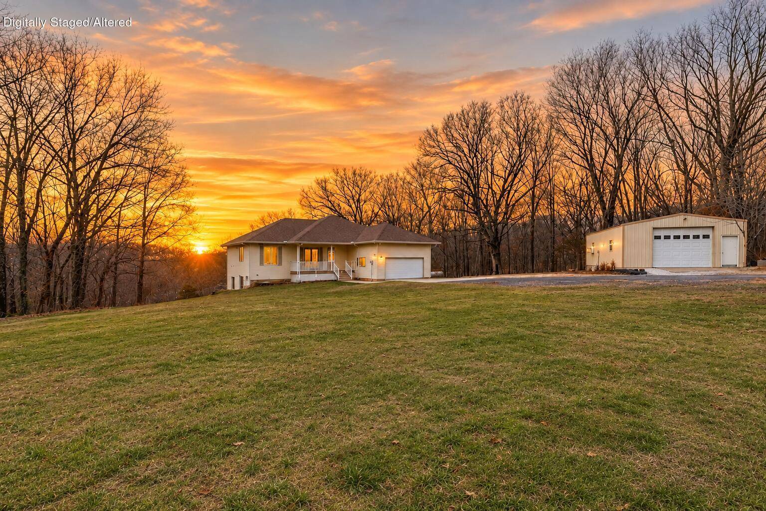 117 Chelsea LN, Clever, MO 65631