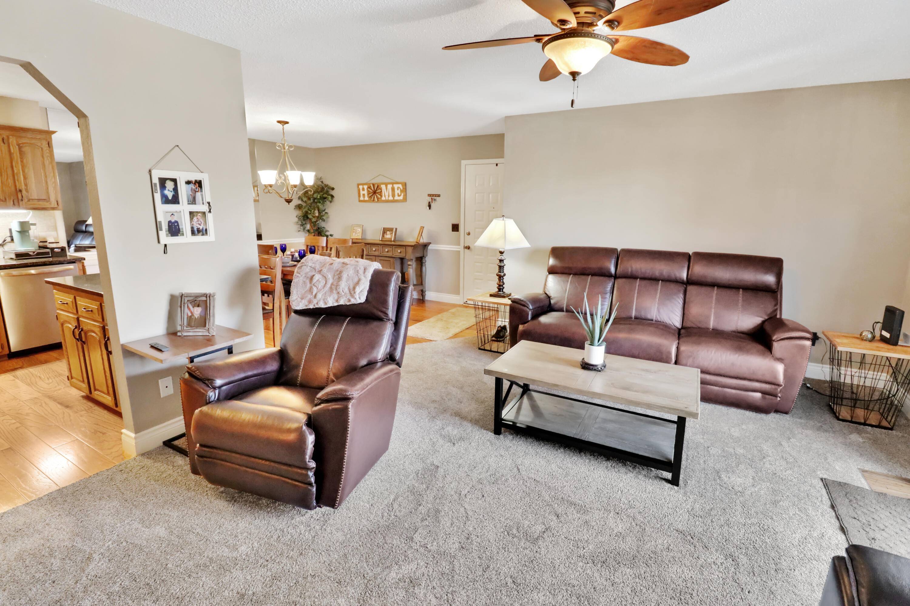 120 Wilshire DR #Unit 17, Hollister, MO 65672