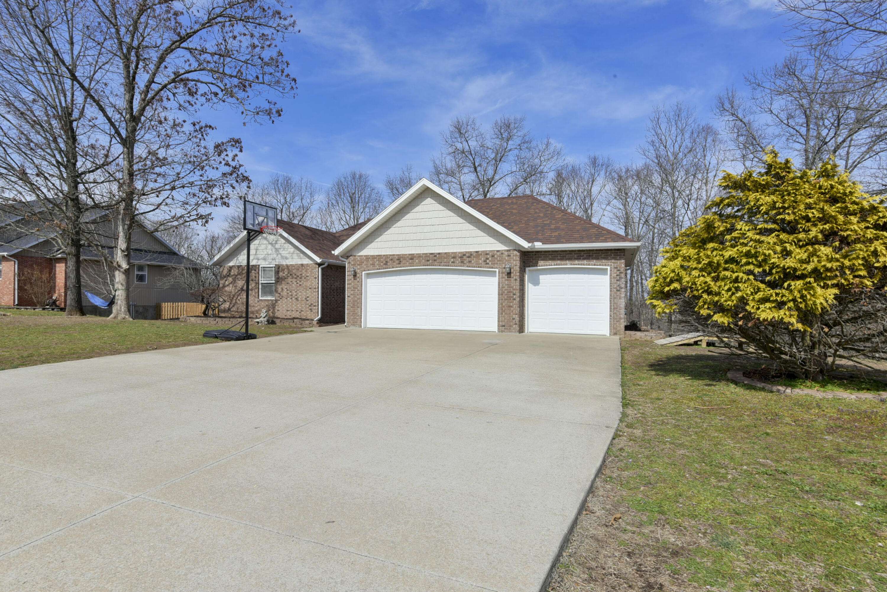 325 Southview DR, Branson, MO 65616
