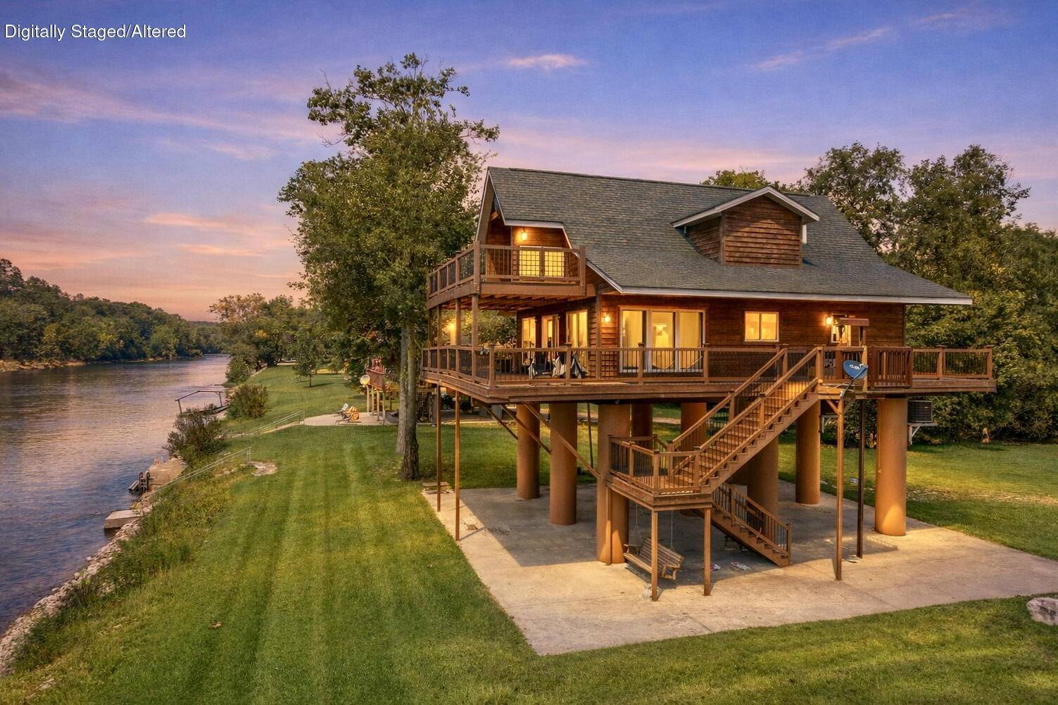 1901 River Valley RD, Doniphan, MO 63935