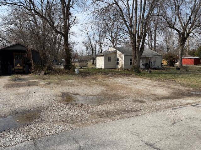1200 Hicks AVE, Golden City, MO 64748
