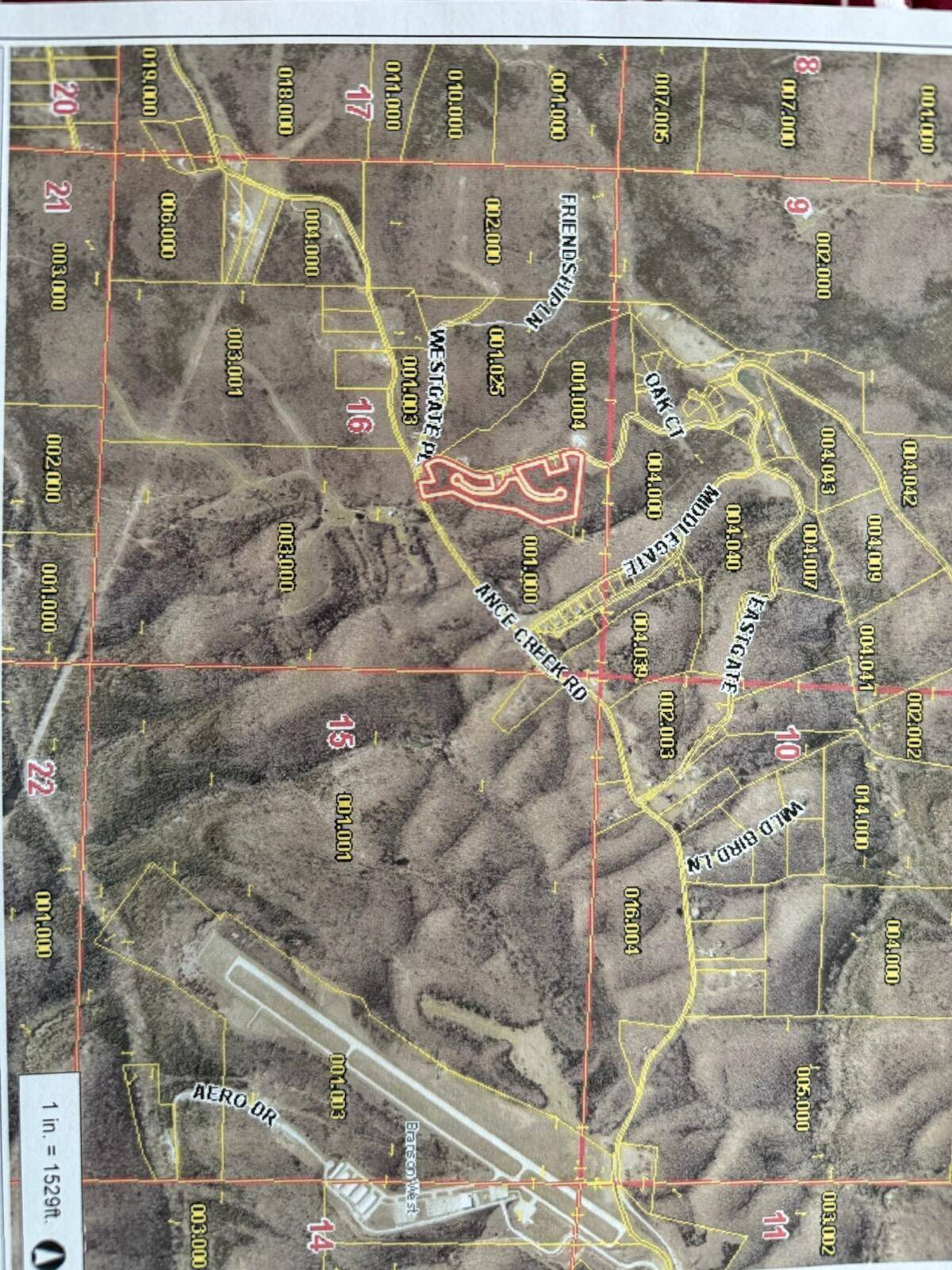 000 Westgate Lane, Branson West, MO 65737