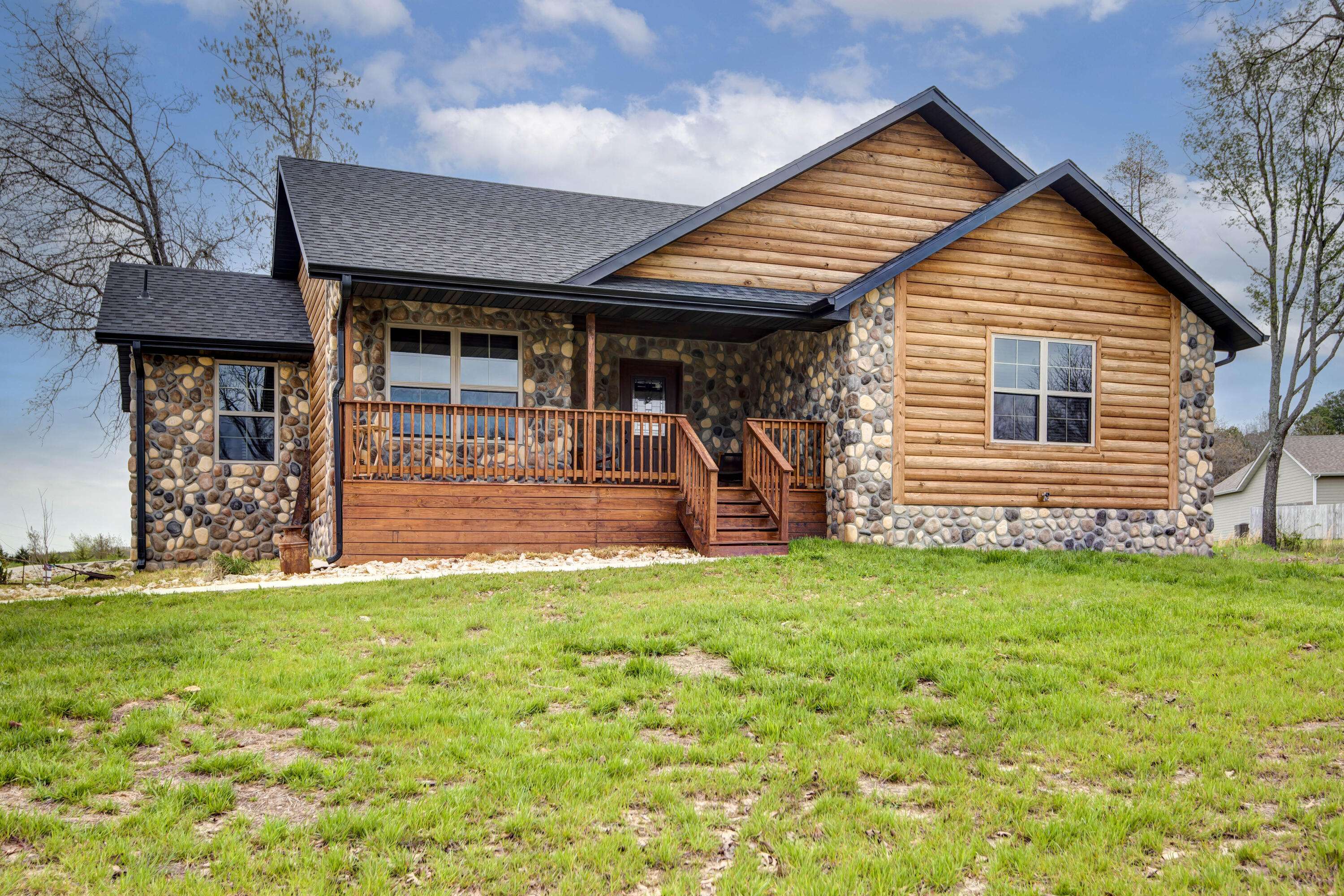 150 Sunshine Avenue, Cabool, MO 65689