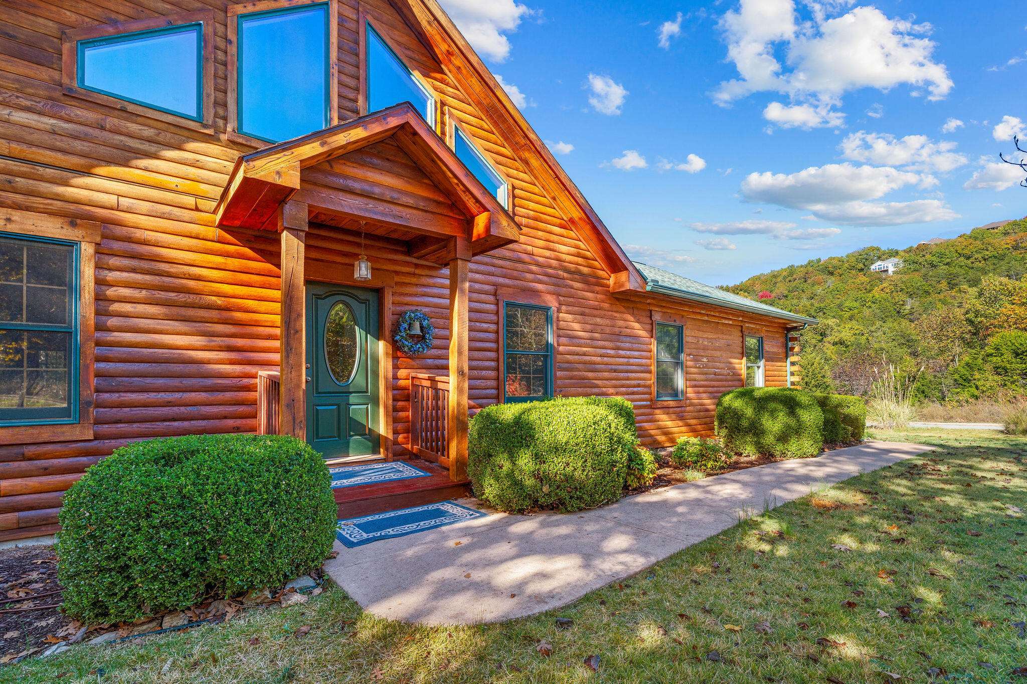 791 Crescent DR, Hollister, MO 65672