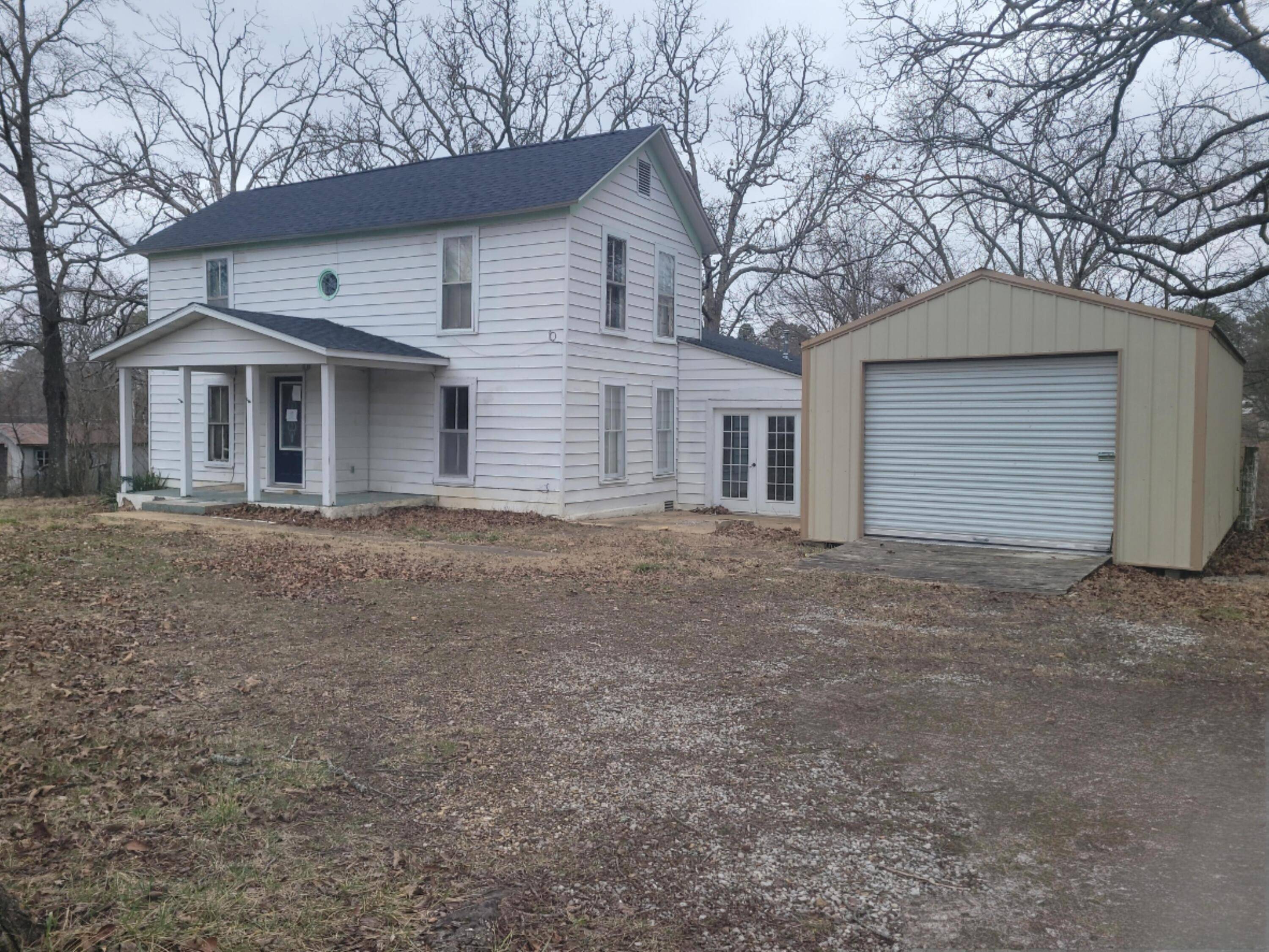 107 W 9th ST, Willow Springs, MO 65793