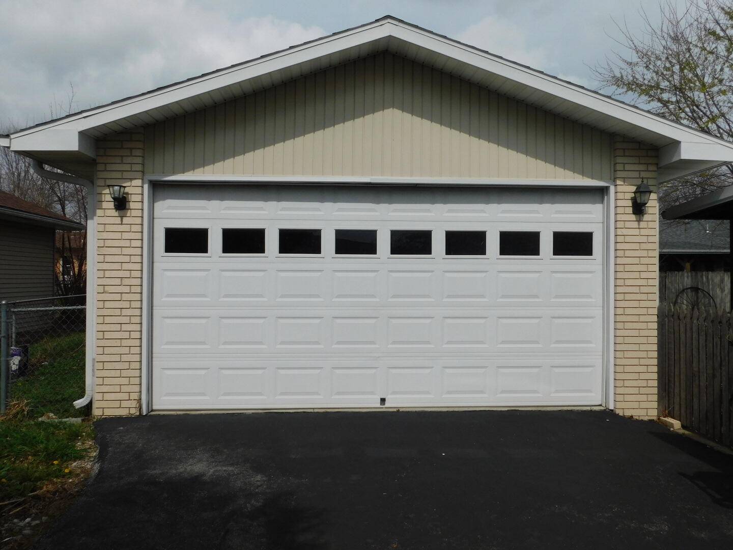 128 E Hazel ST, Monett, MO 65708