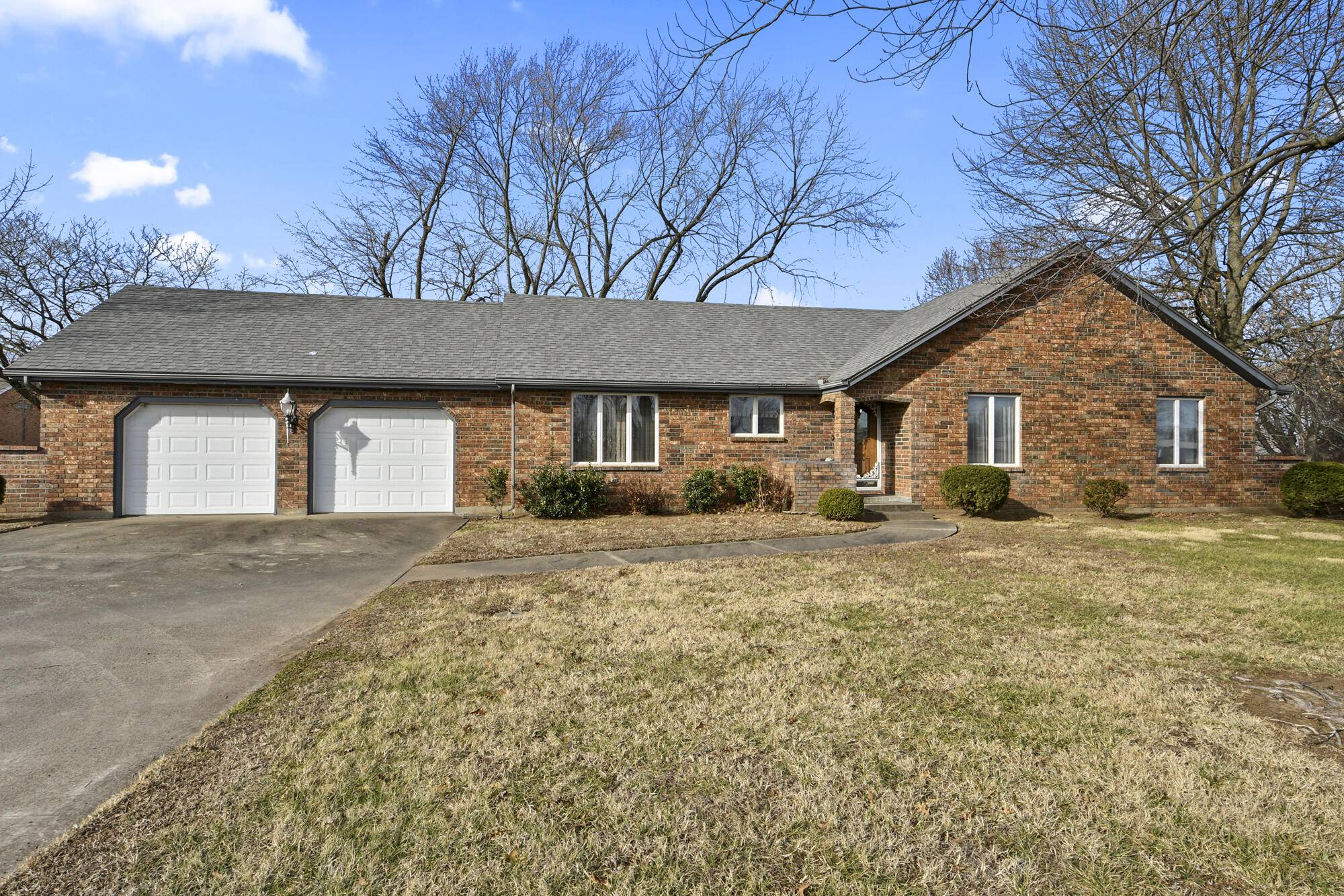 1308 S Park ST, El Dorado Springs, MO 64744