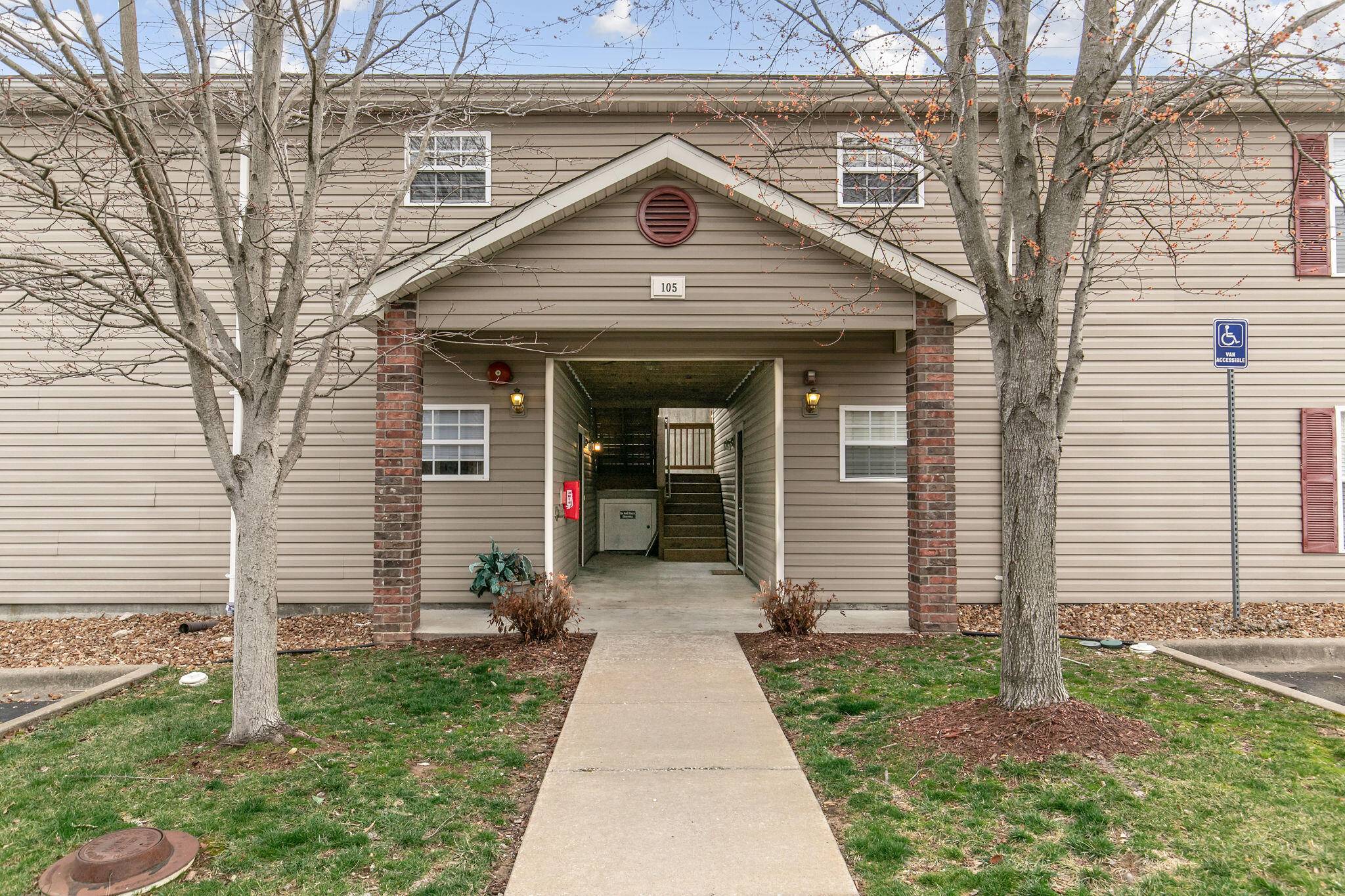 105 Garden CIR #109-4, Branson, MO 65616