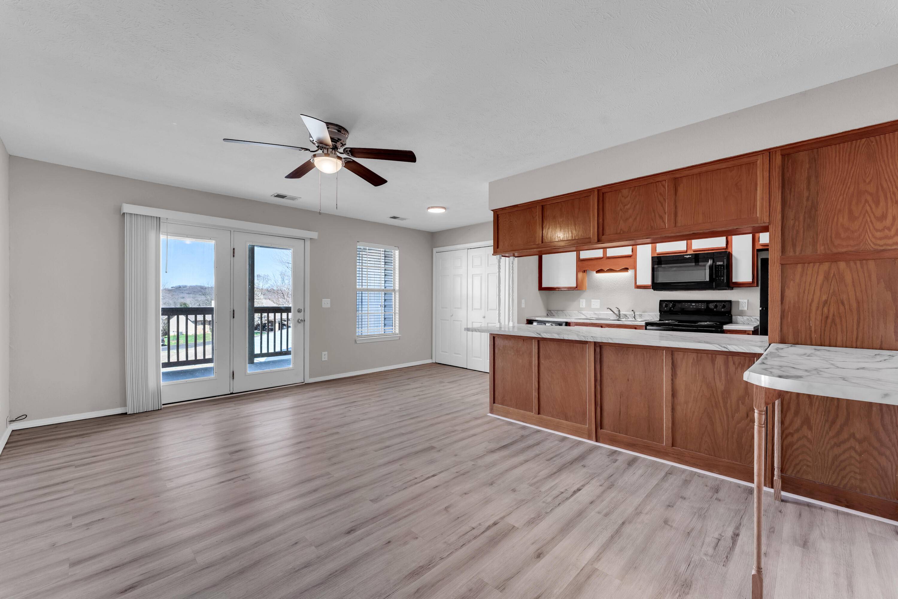 110 Kimberling Shores LN #5, Kimberling City, MO 65686