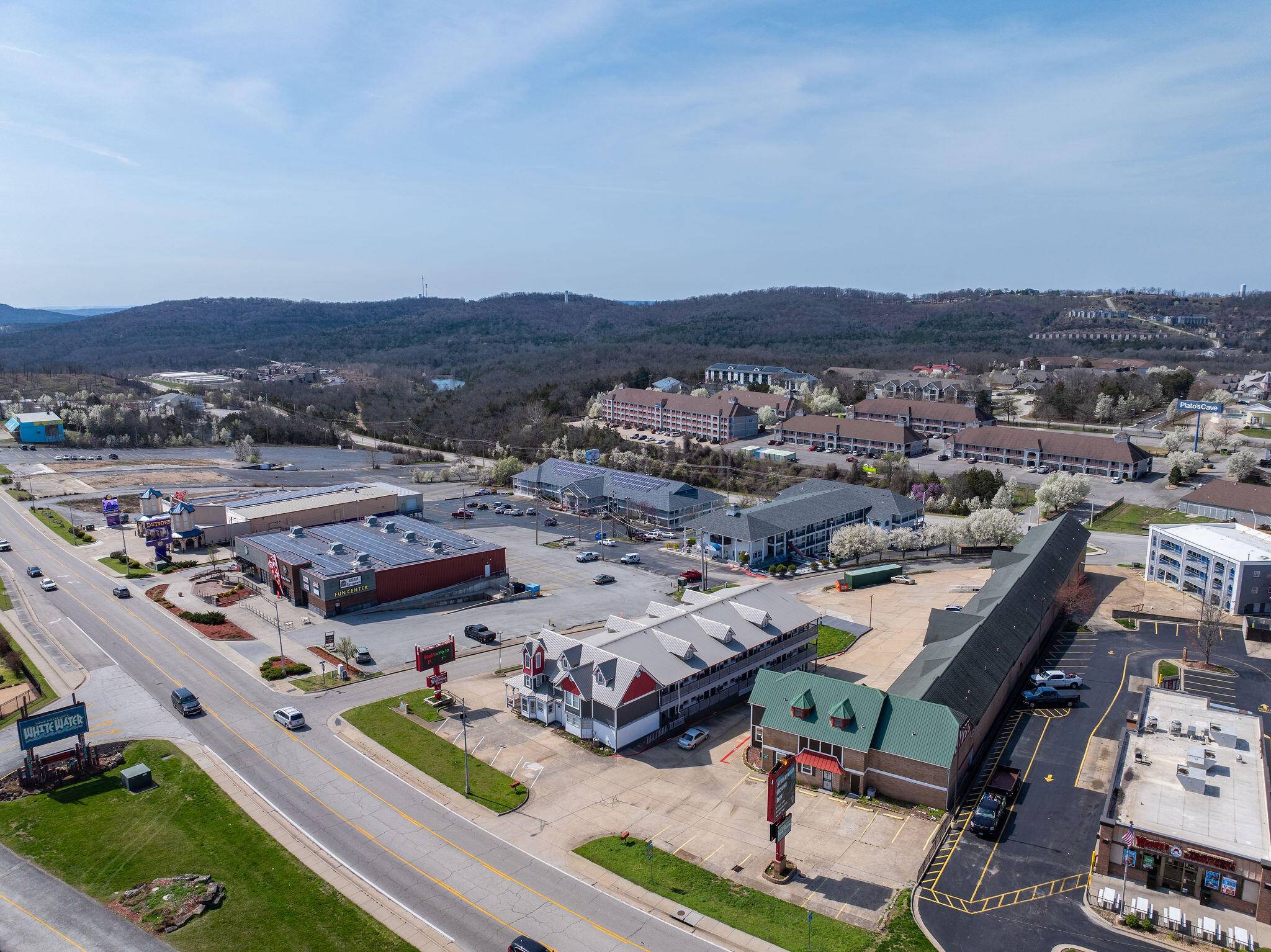 3500 W 76 Country BLVD, Branson, MO 65616