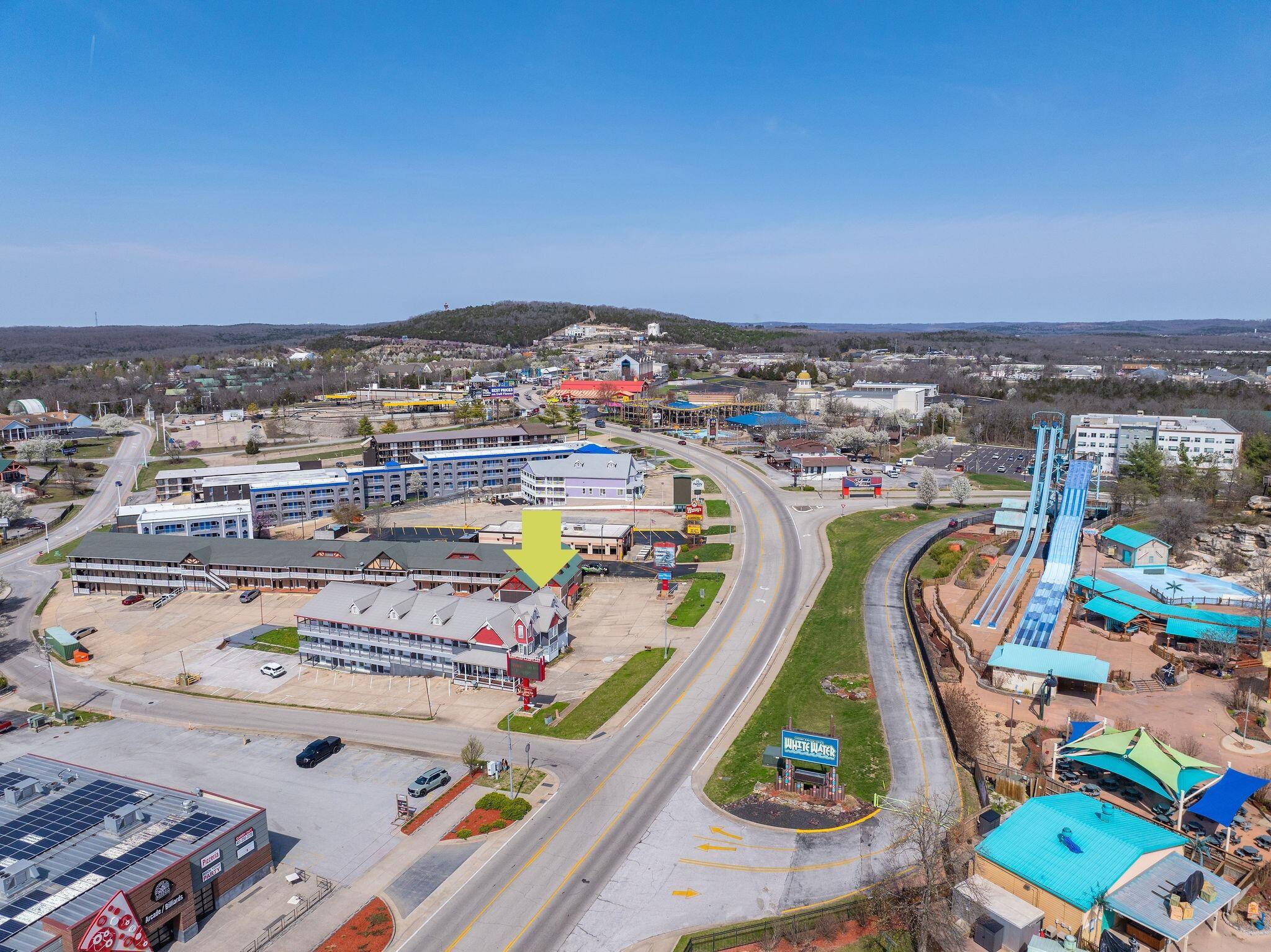 3500 W 76 Country BLVD, Branson, MO 65616