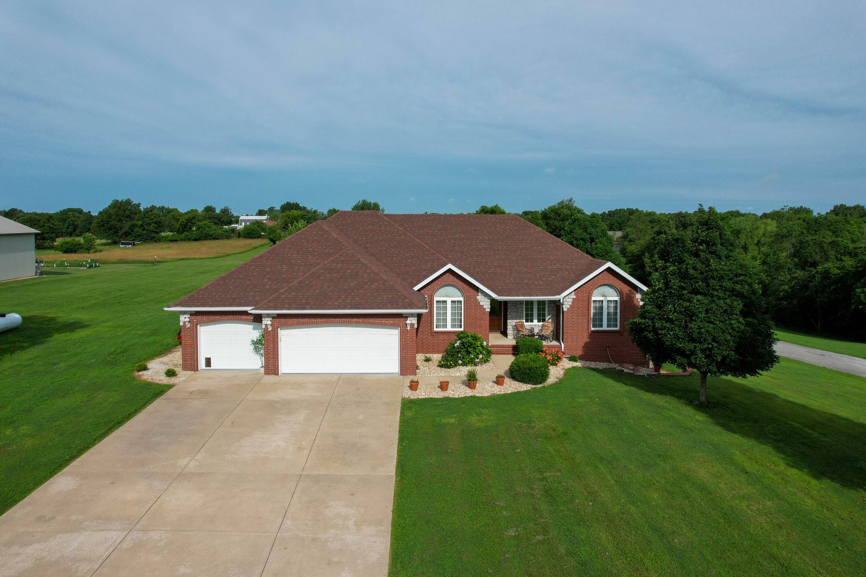 171 Ridgefield CT, Ozark, MO 65721