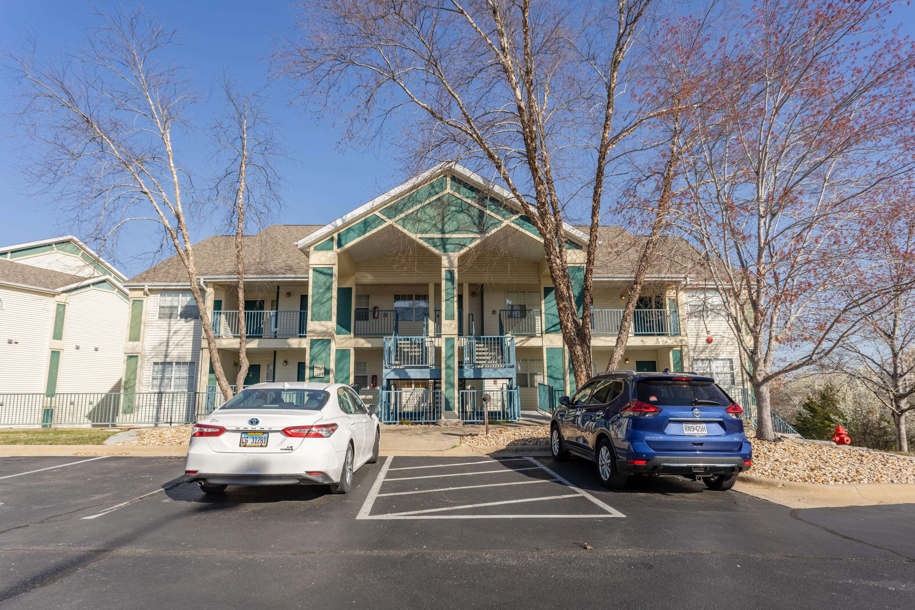 530 Spring Creek RD #Apt 11, Branson, MO 65616