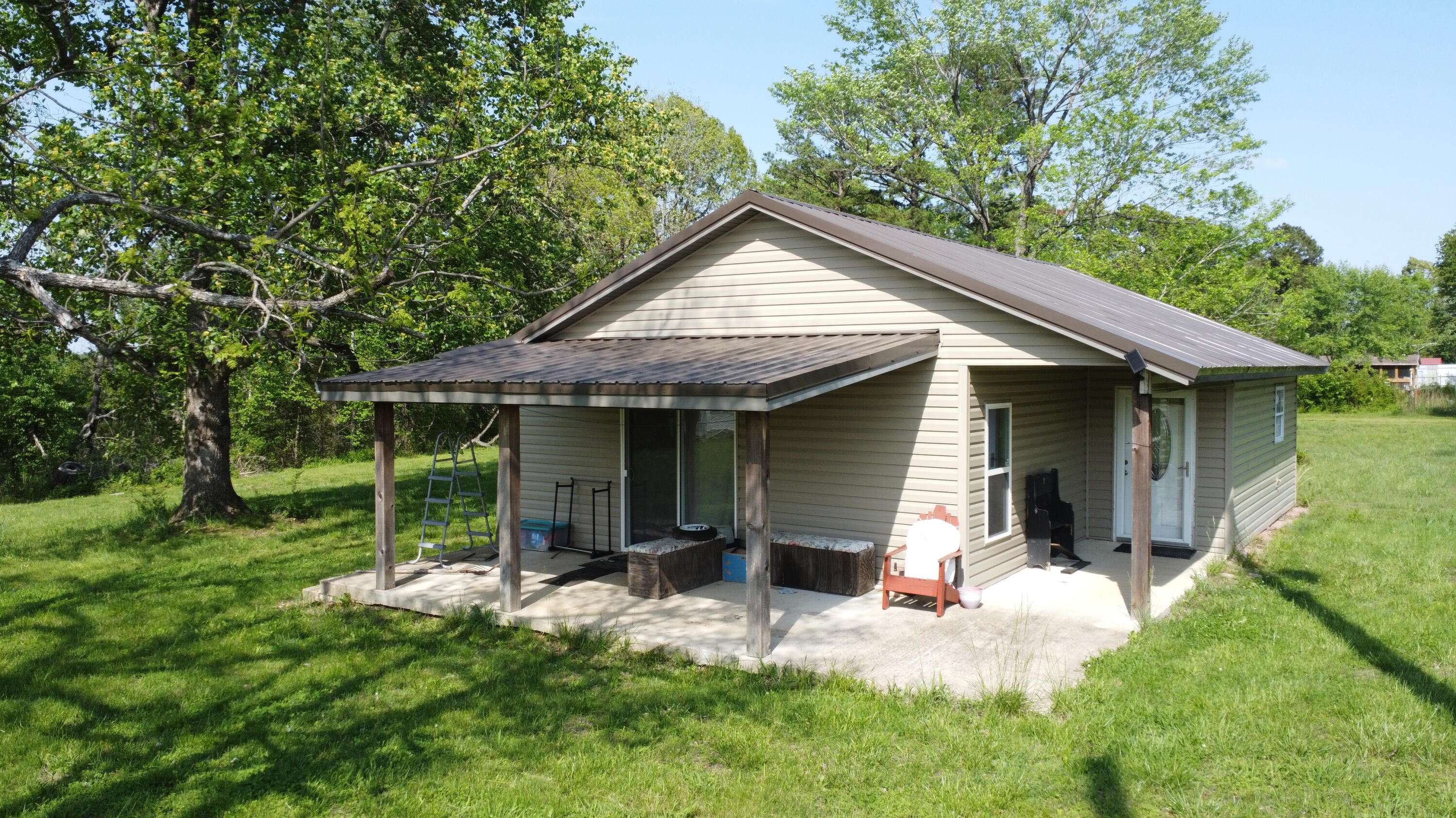 468 Martingale DR, Theodosia, MO 65761