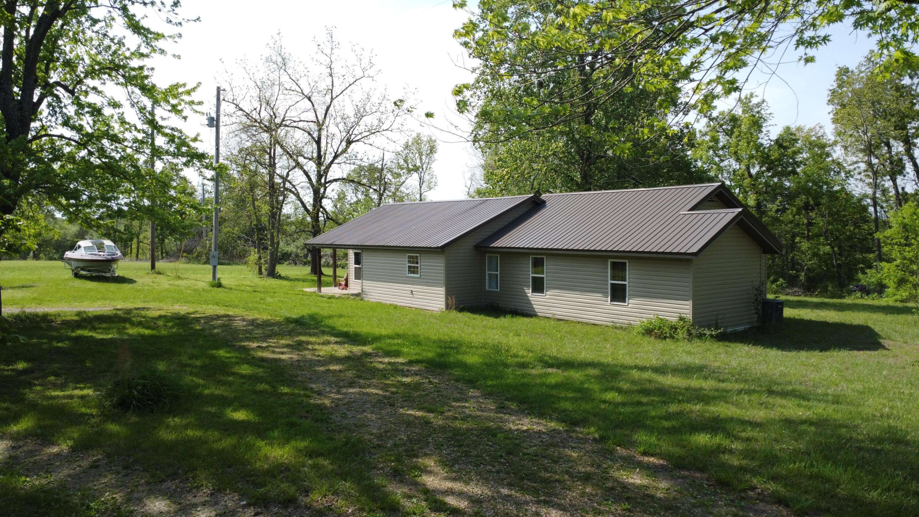 468 Martingale DR, Theodosia, MO 65761