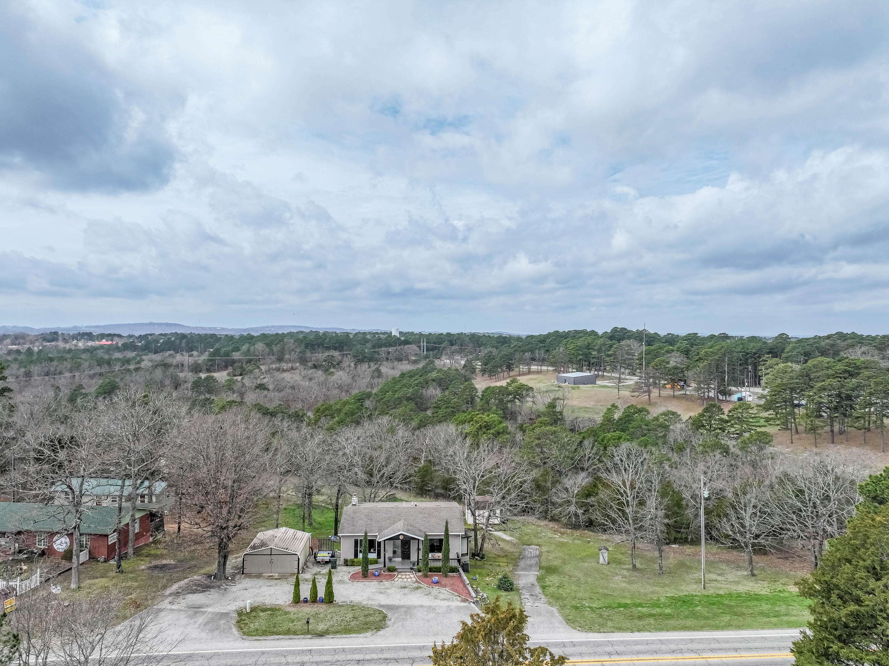 7003 Highway 62, Eureka Springs, AR 72632