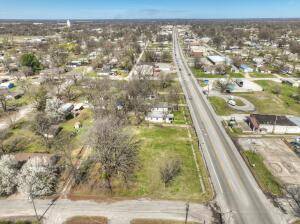 2227 Military AVE, Baxter Springs, KS 66713