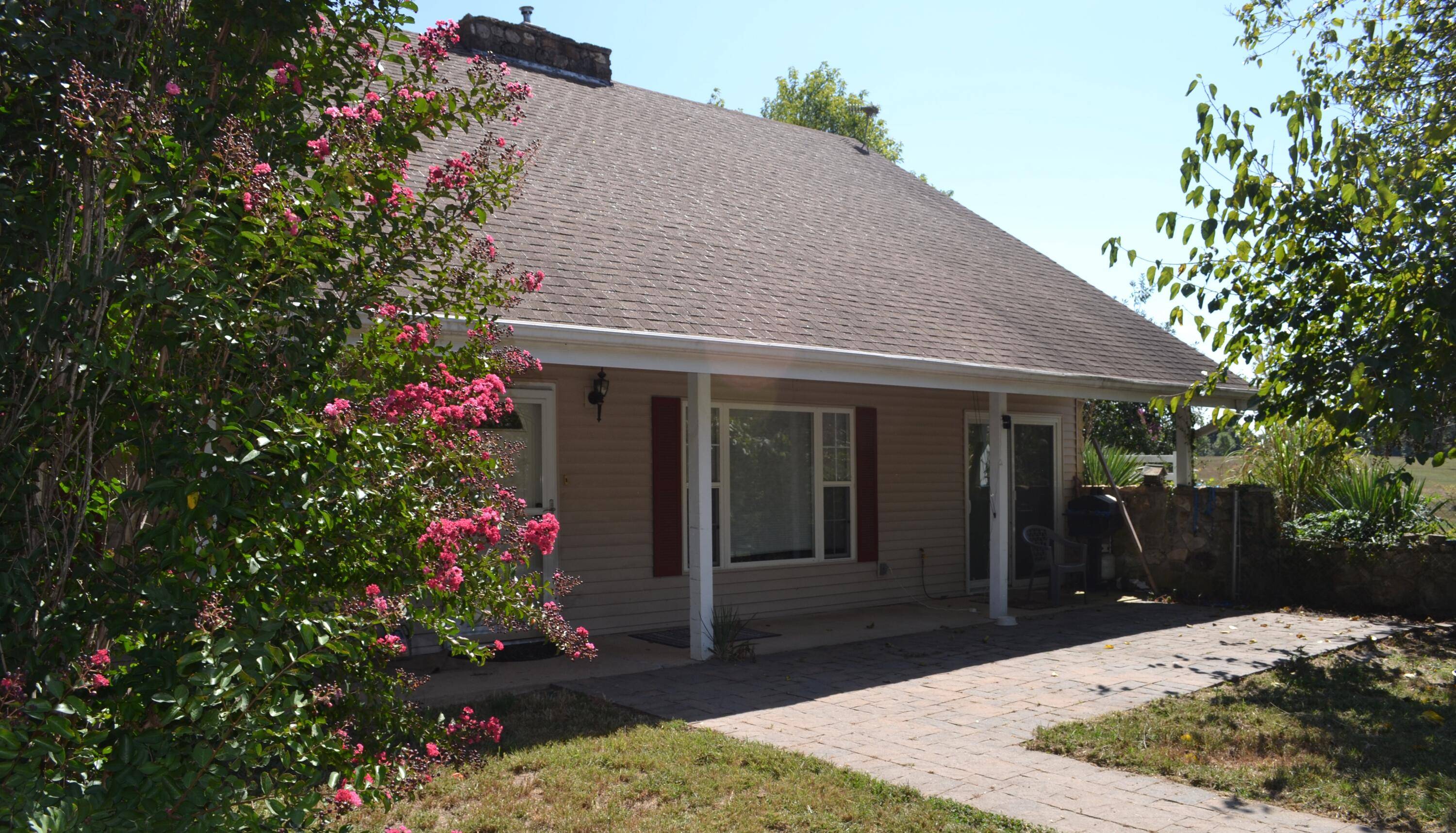 33202 Missouri State Highway East 14, Ava, MO 65608