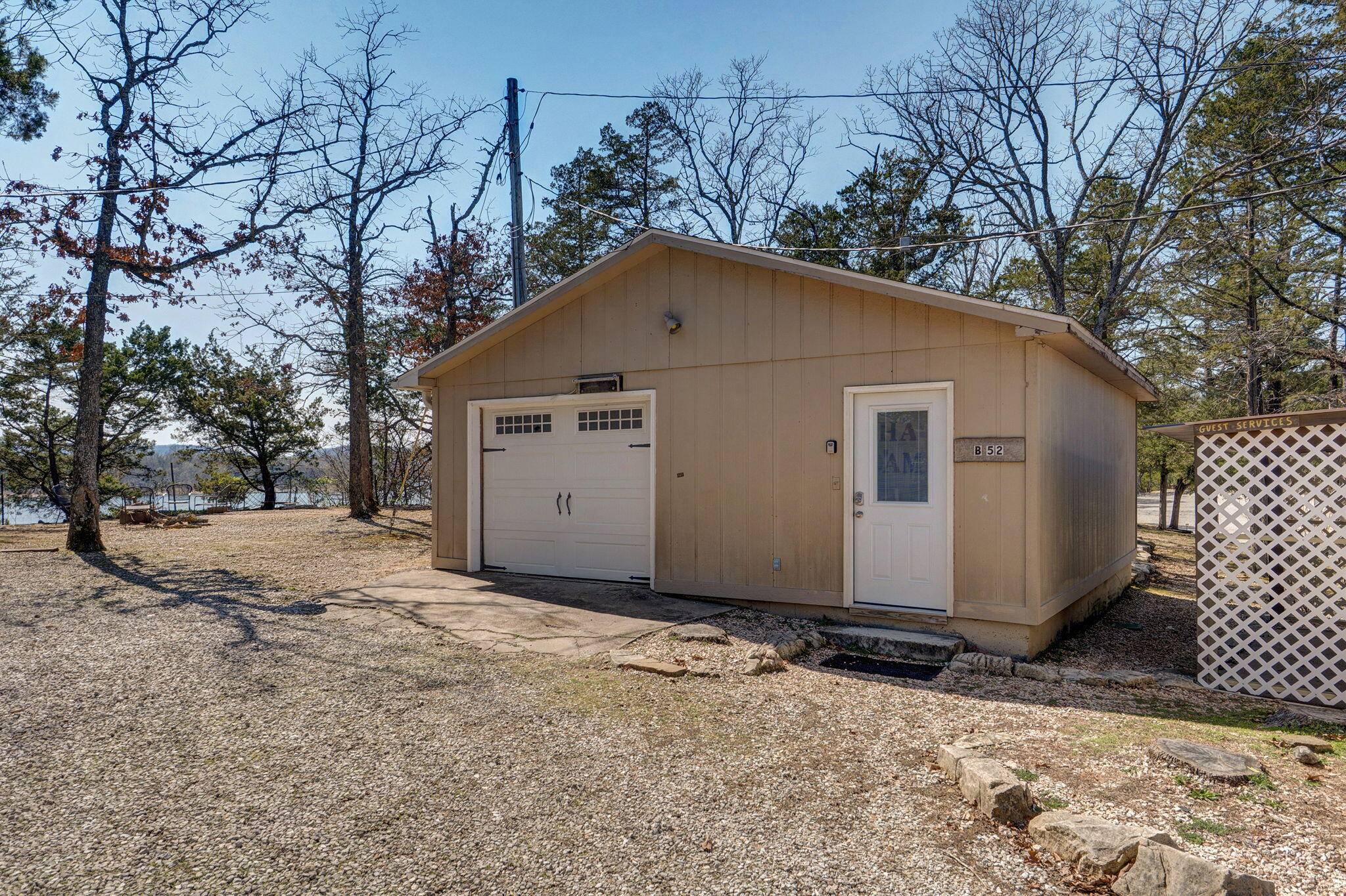 1715 Hideaway RD #I-8, Galena, MO 65656
