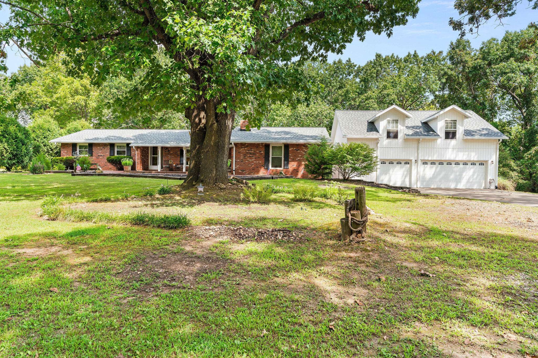 178 Garner DR, Ozark, MO 65721