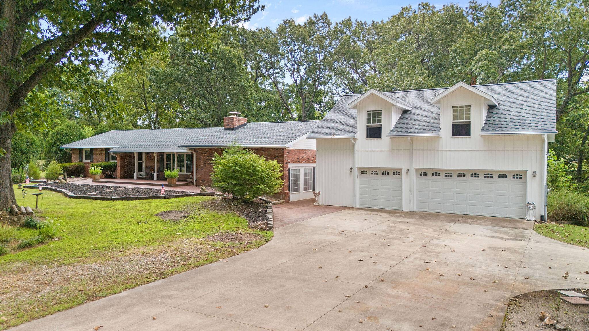 178 Garner DR, Ozark, MO 65721