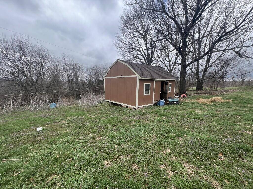 71 73 Silver Leaf RD, Buffalo, MO 65622