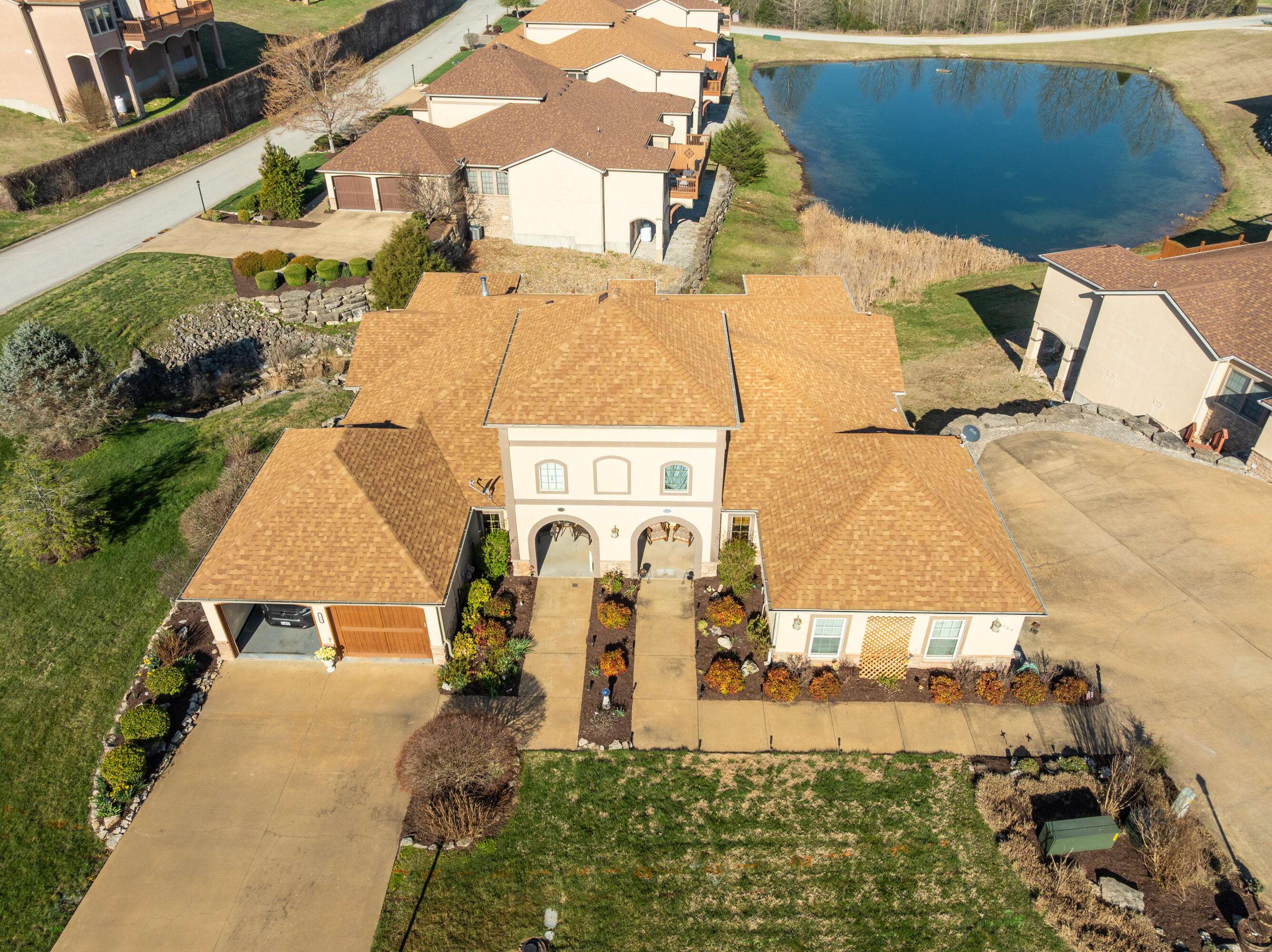 157 N Tuscany DR, Hollister, MO 65672