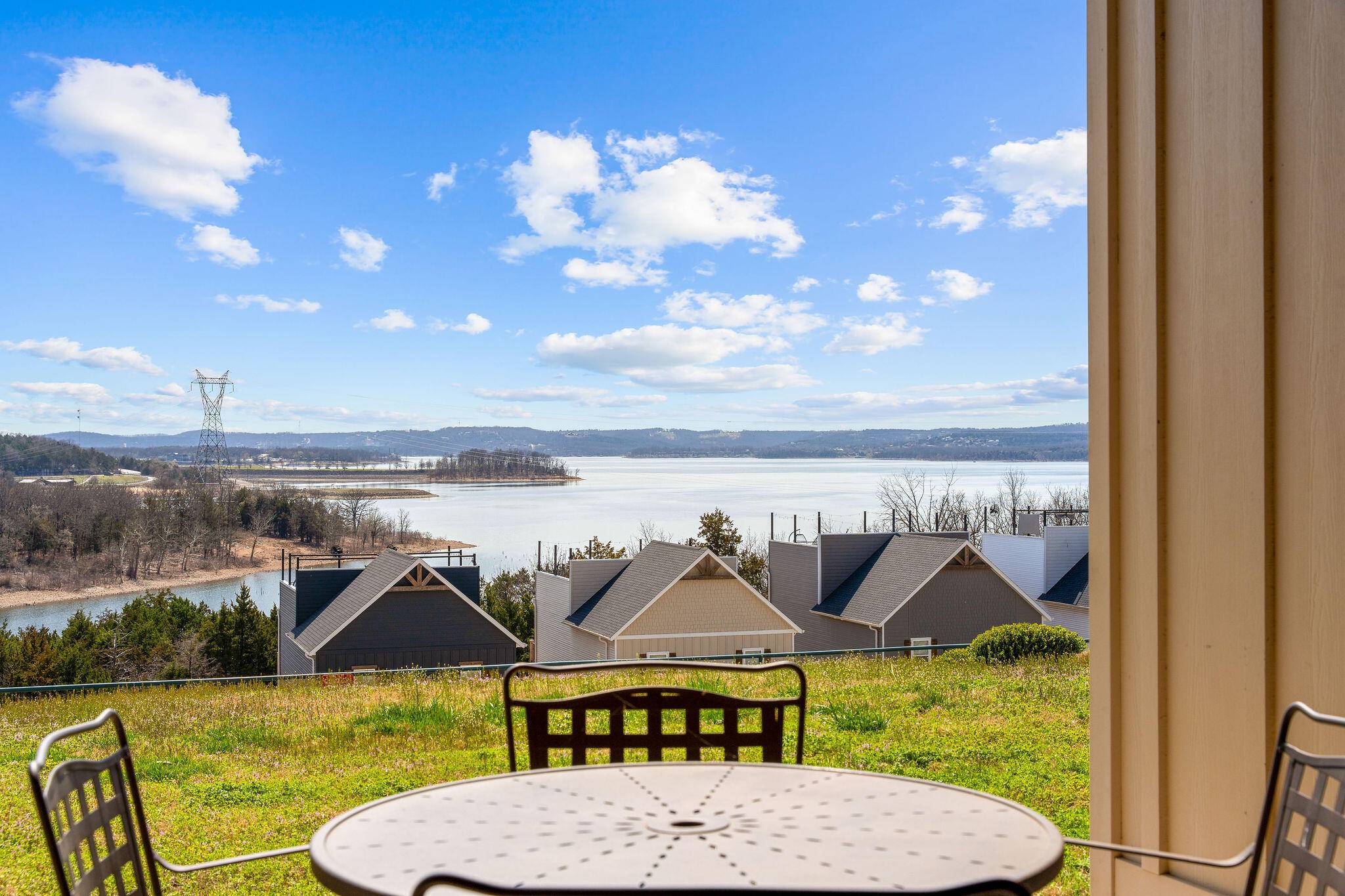 200 Majestic DR #114, Branson, MO 65616
