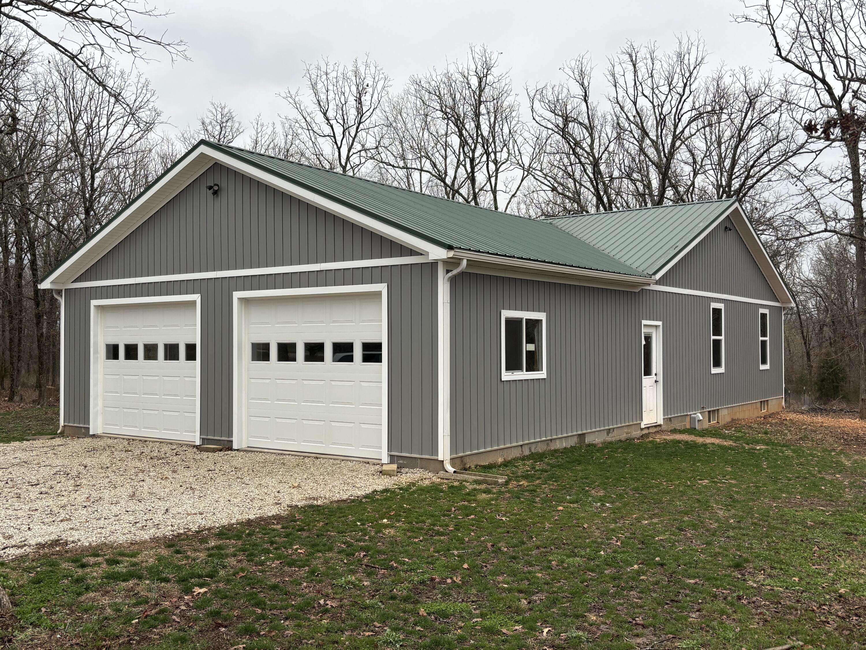5 Quail Farm RD, Buffalo, MO 65622