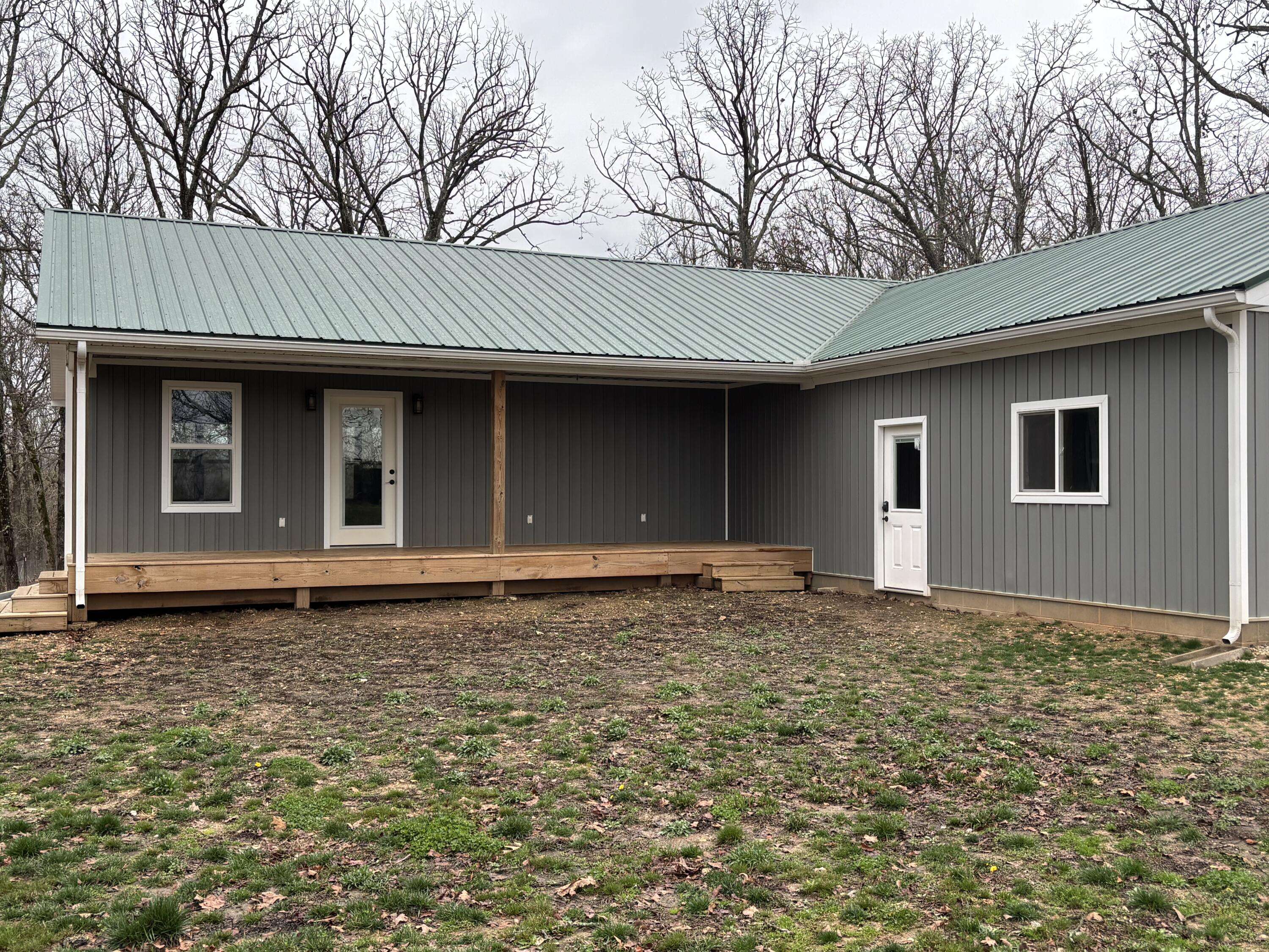 5 Quail Farm RD, Buffalo, MO 65622