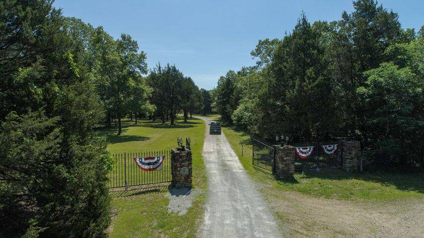 000 Lakeshore RD #Lot # 44, Protem, MO 65733