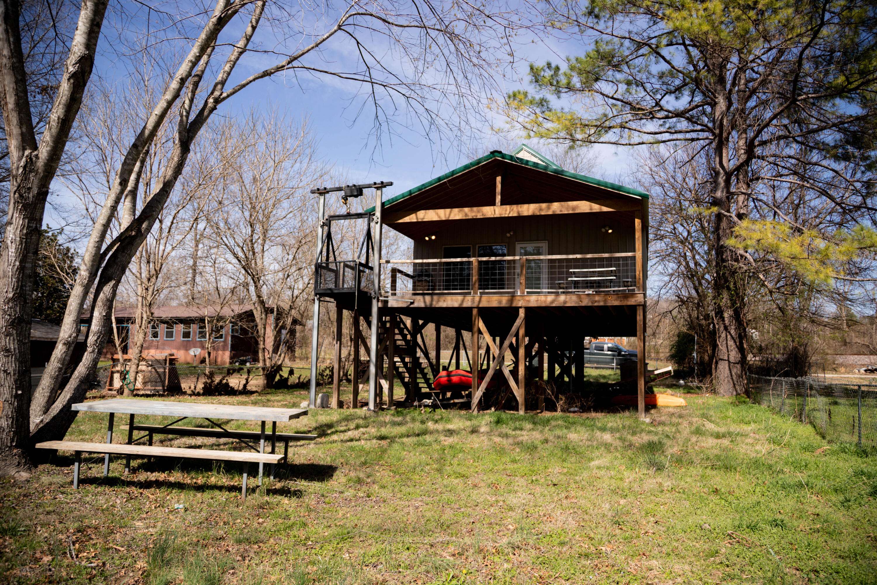 213 Spring Lake DR, Mammoth Spring, AR 72554