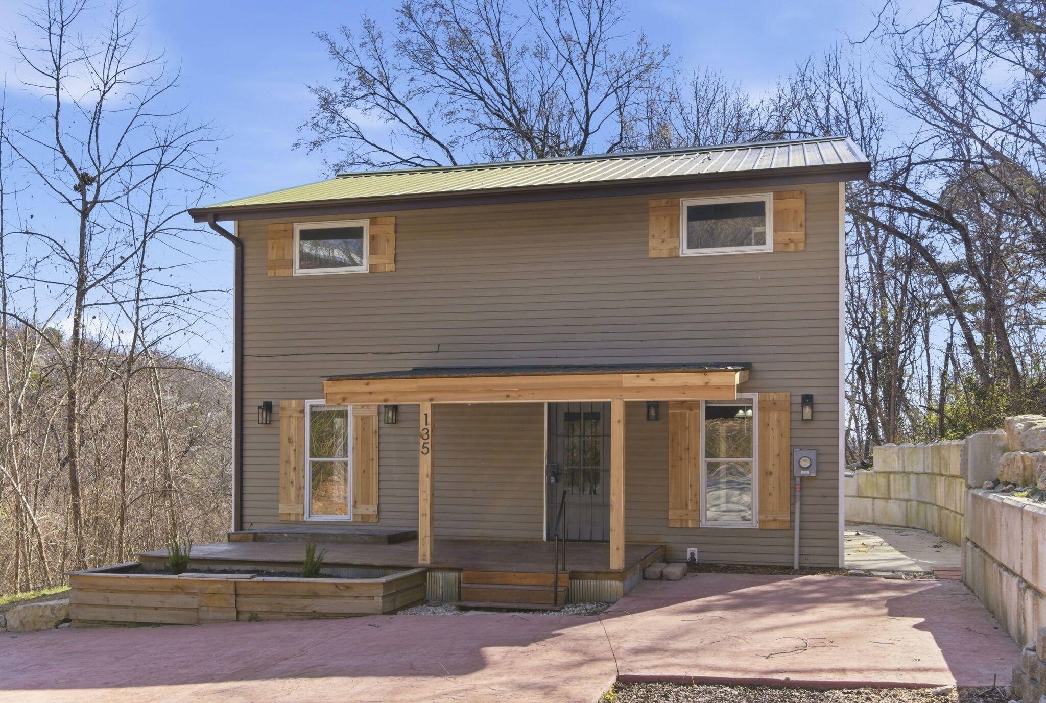 135 February CT, Kimberling City, MO 65686