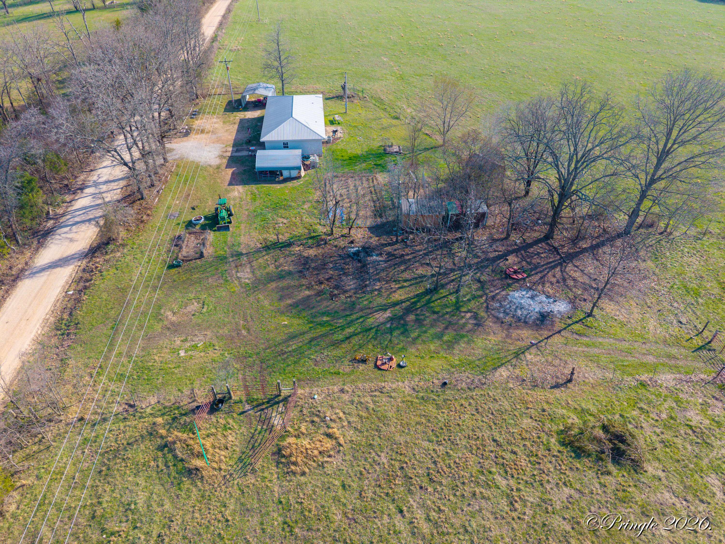 964 County Road 6980, Pottersville, MO 65790
