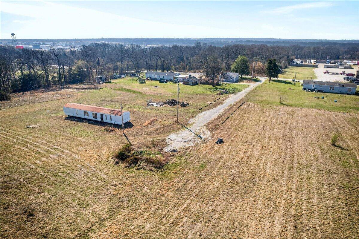 4196 Coyote DR, Joplin, MO 64804