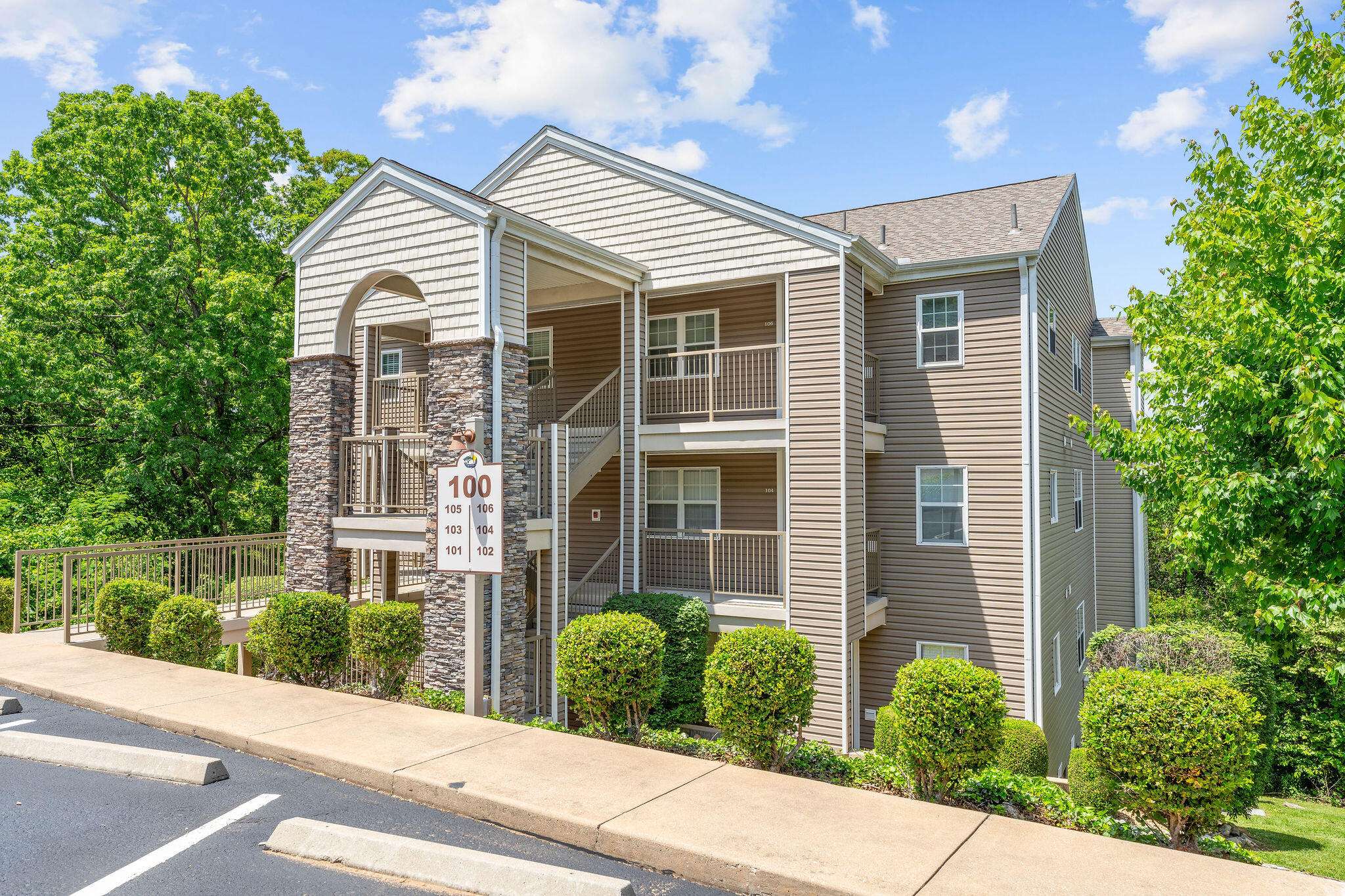 101 Westwood DR #101, Kimberling City, MO 65686