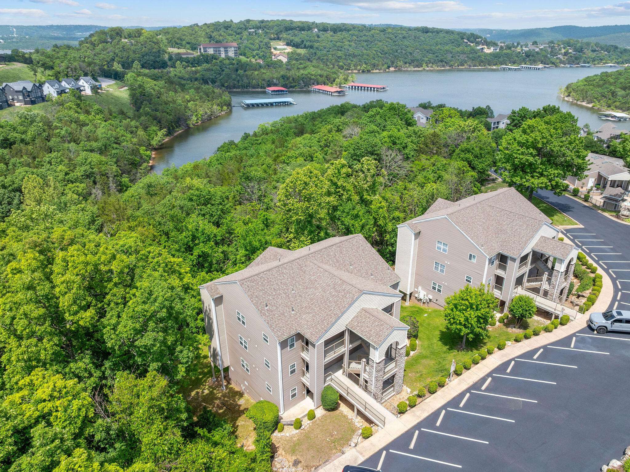 101 Westwood DR #101, Kimberling City, MO 65686