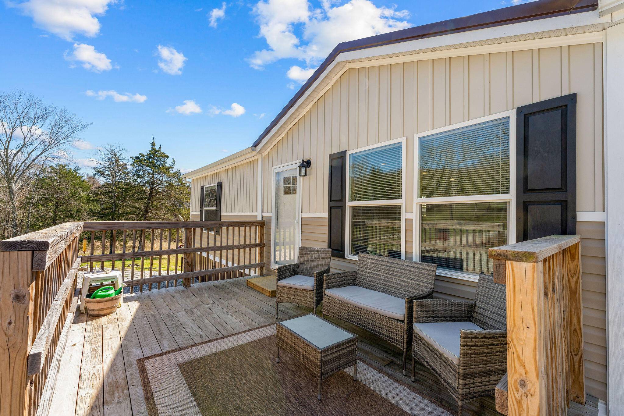 2110 W State Highway H, Shell Knob, MO 65747