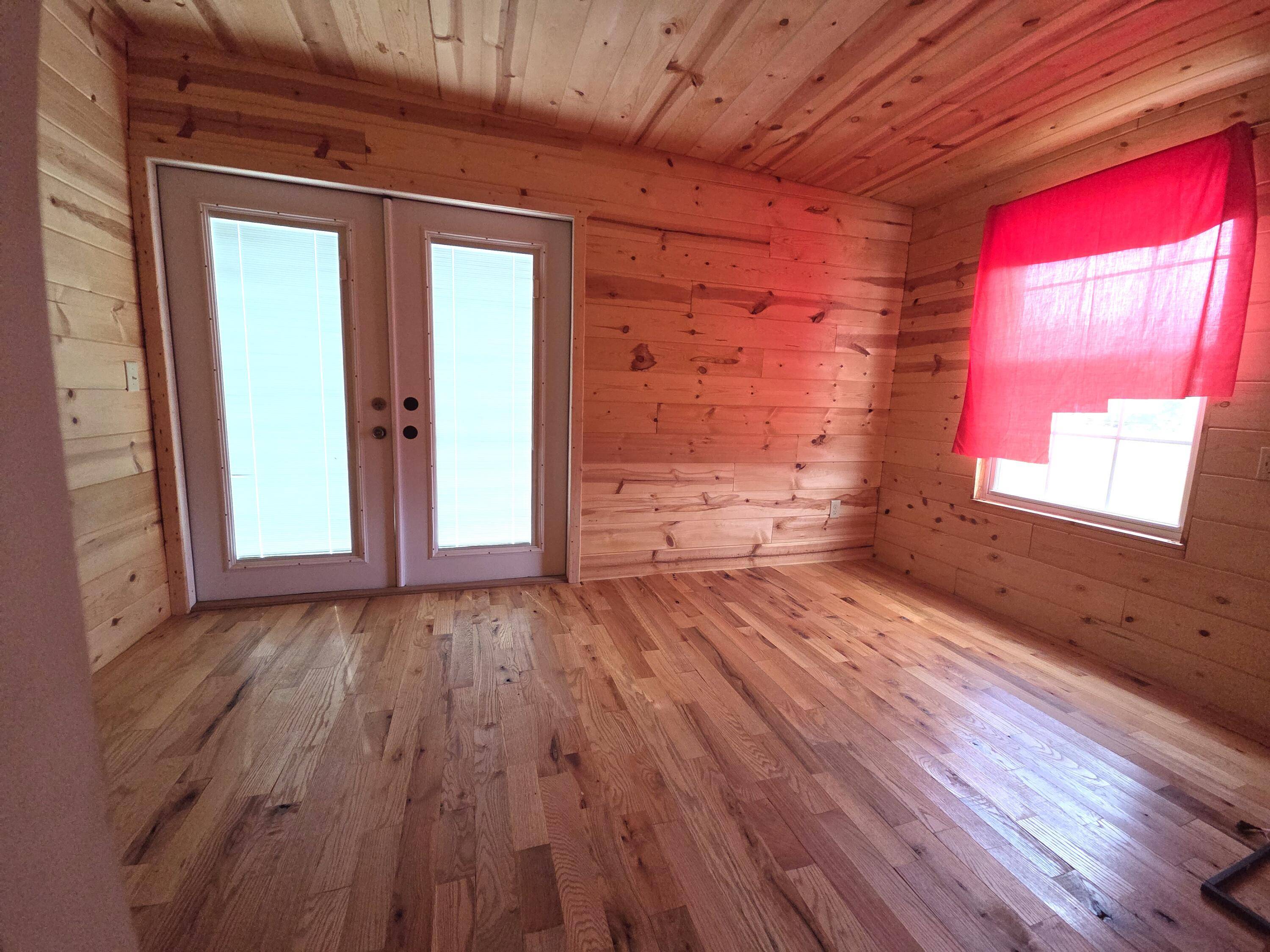 2280 E 360th RD, Louisburg, MO 65685