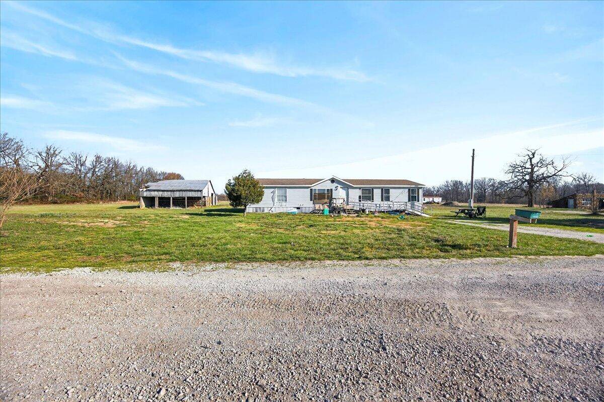 4196 Coyote DR, Joplin, MO 64804