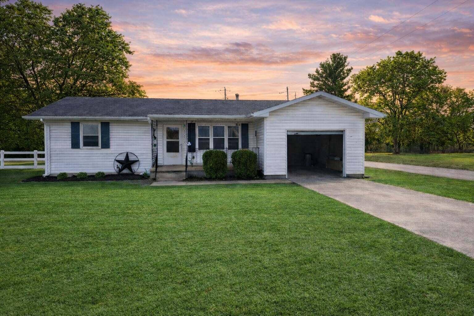 812 Alberta ST, Fordland, MO 65652