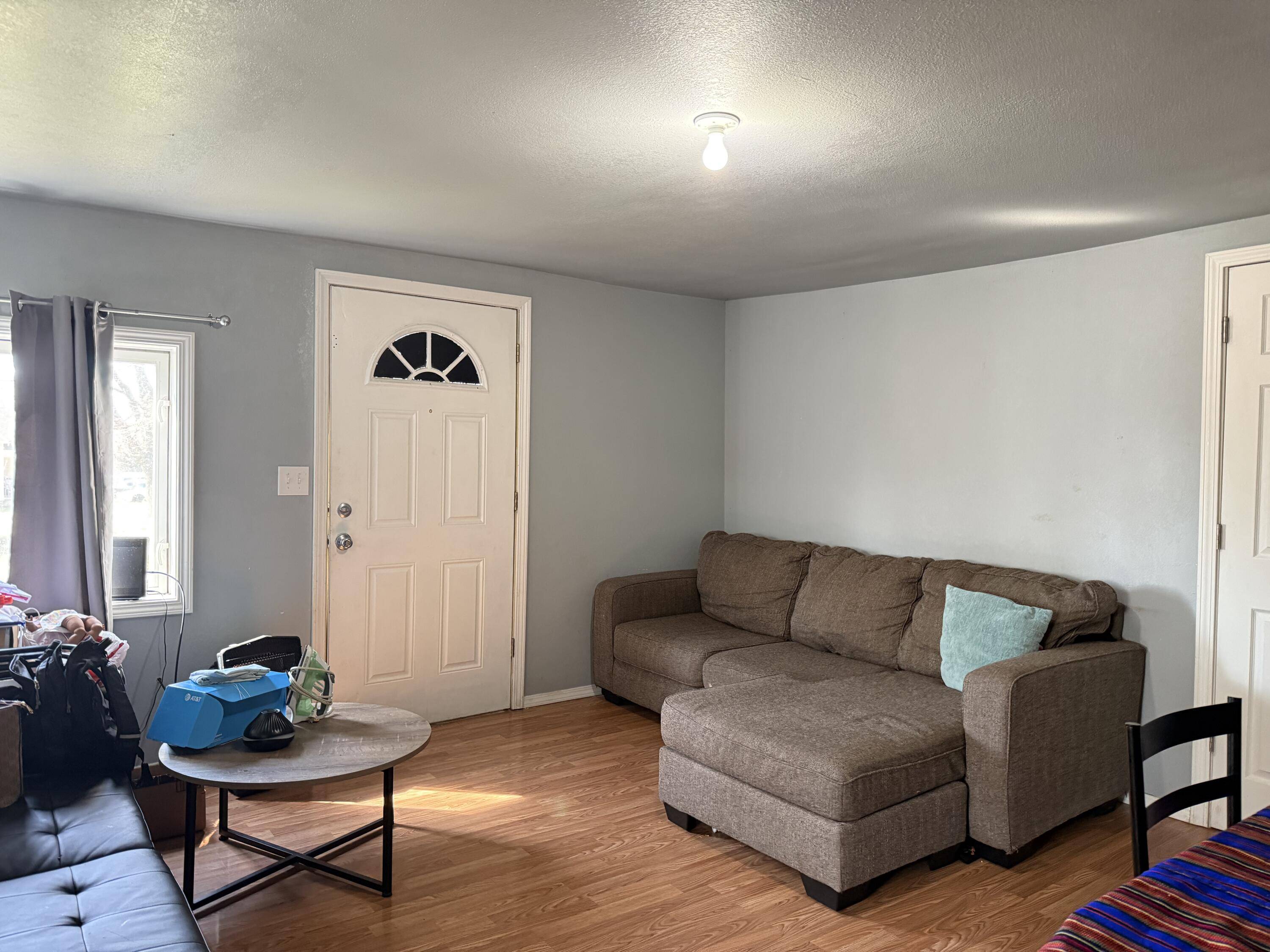 134 W Lee ST, Aurora, MO 65605